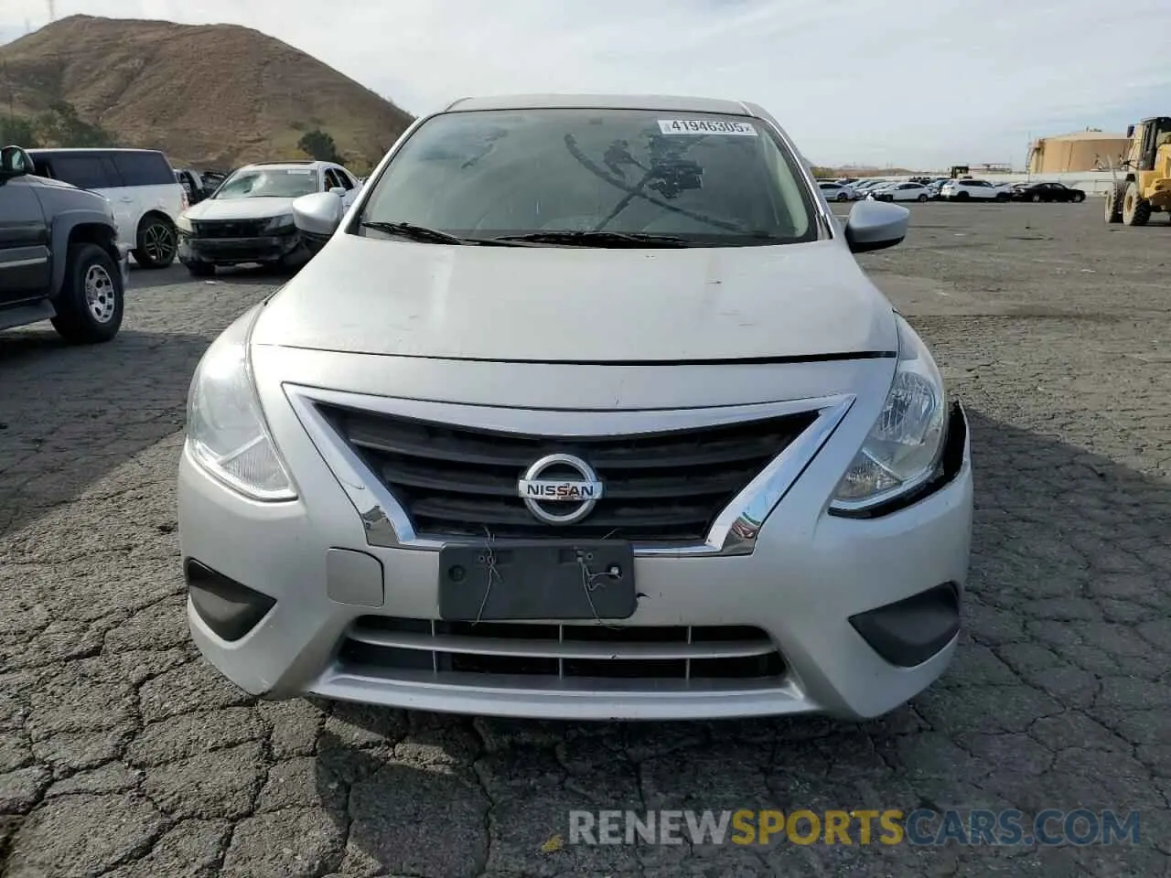 5 Photograph of a damaged car 3N1CN7AP6KL816223 NISSAN VERSA 2019