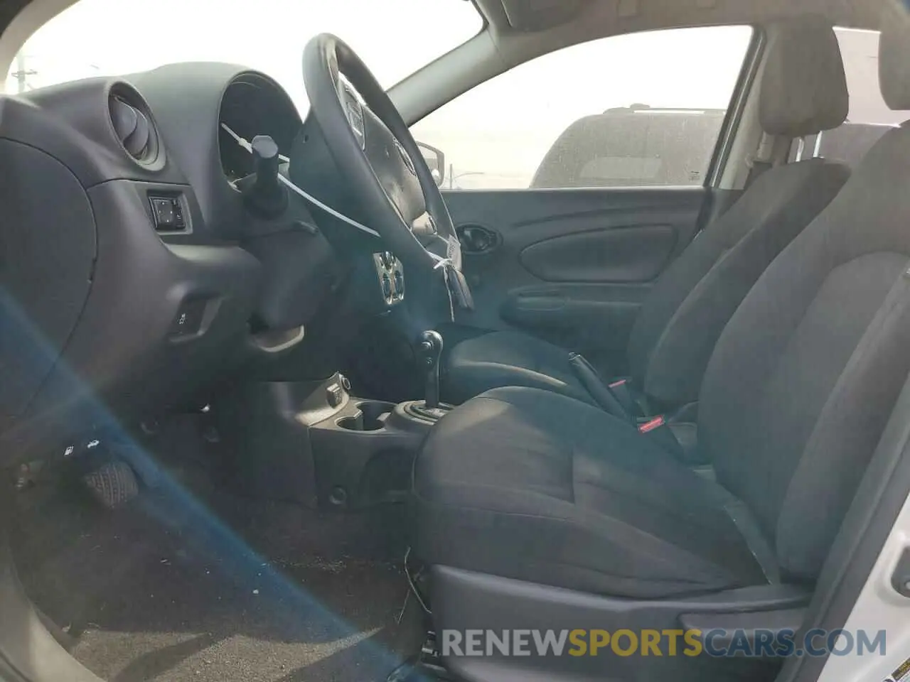 7 Photograph of a damaged car 3N1CN7AP6KL816223 NISSAN VERSA 2019