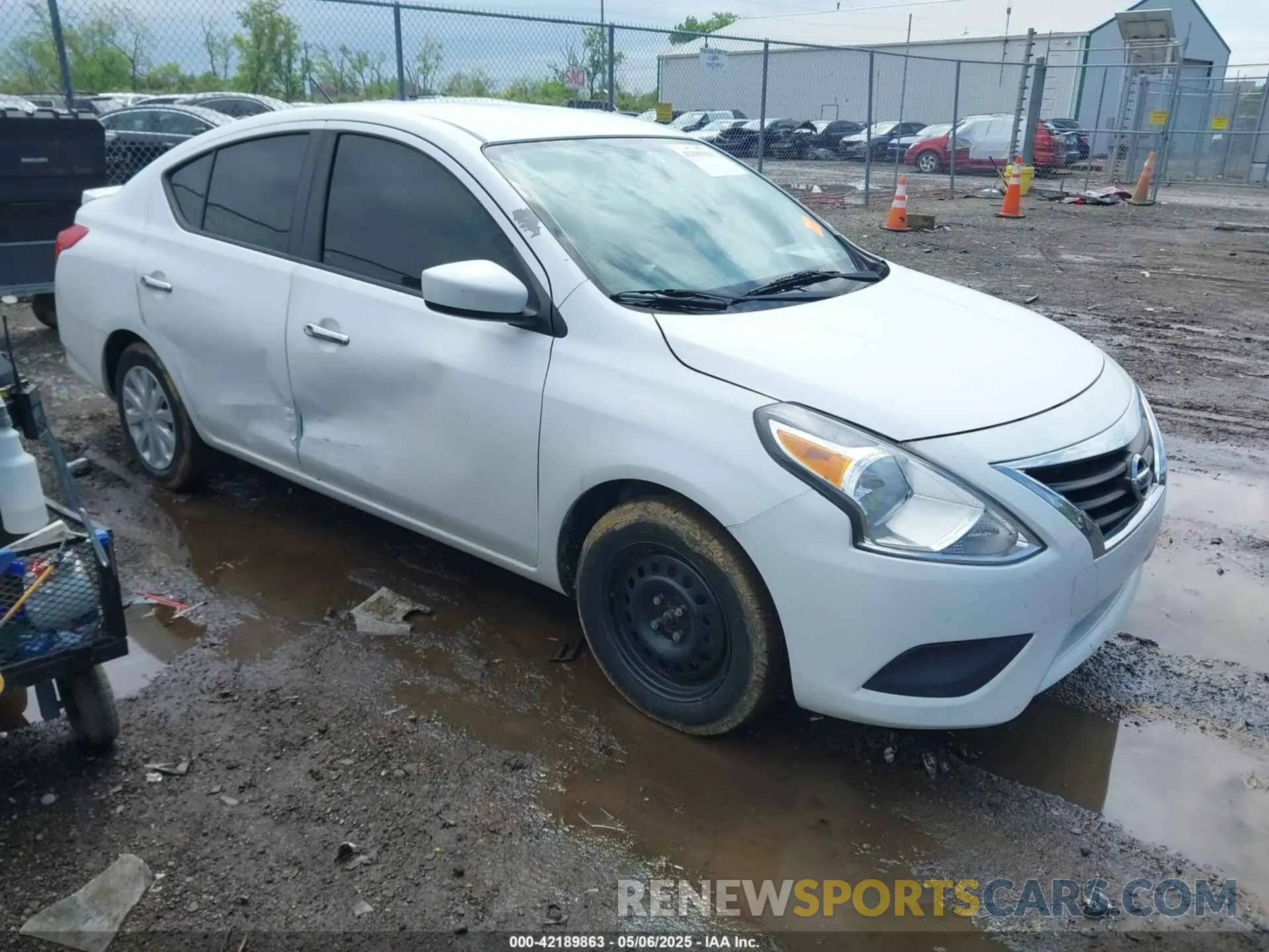 1 Photograph of a damaged car 3N1CN7AP6KL816836 NISSAN VERSA 2019