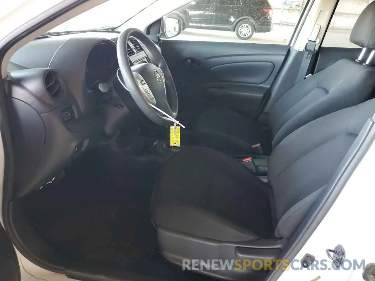 7 Photograph of a damaged car 3N1CN7AP6KL820255 NISSAN VERSA 2019