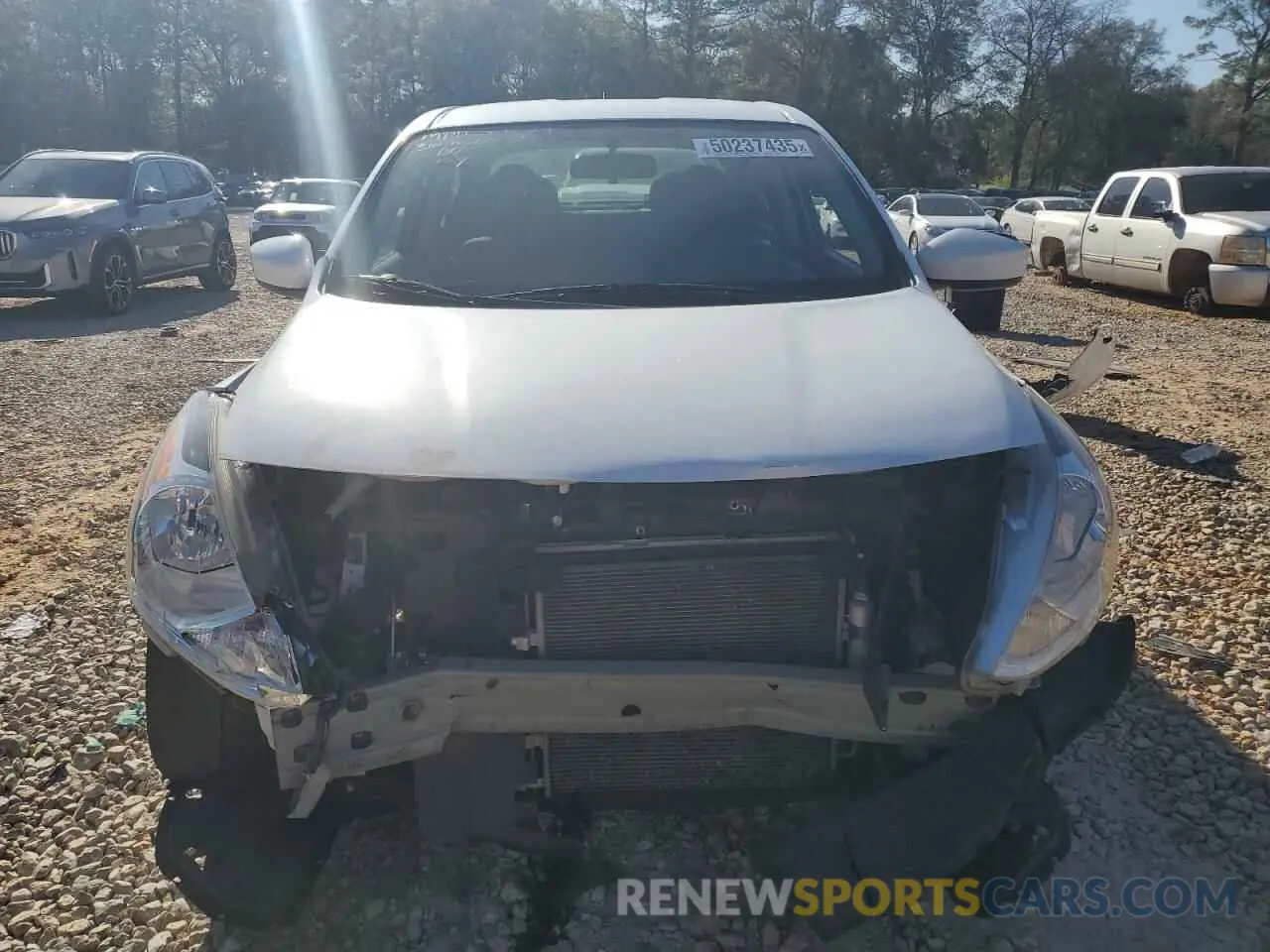 5 Photograph of a damaged car 3N1CN7AP6KL824872 NISSAN VERSA 2019