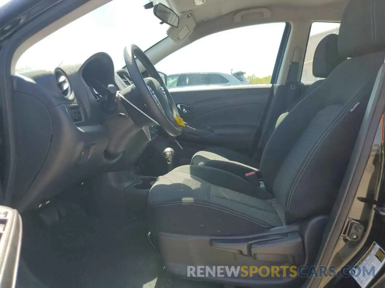7 Photograph of a damaged car 3N1CN7AP6KL826041 NISSAN VERSA 2019