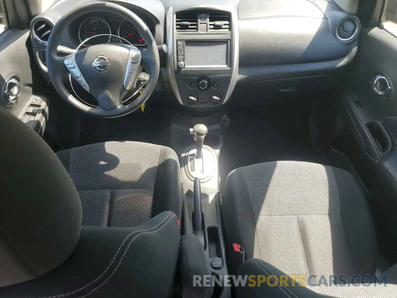 8 Photograph of a damaged car 3N1CN7AP6KL826041 NISSAN VERSA 2019