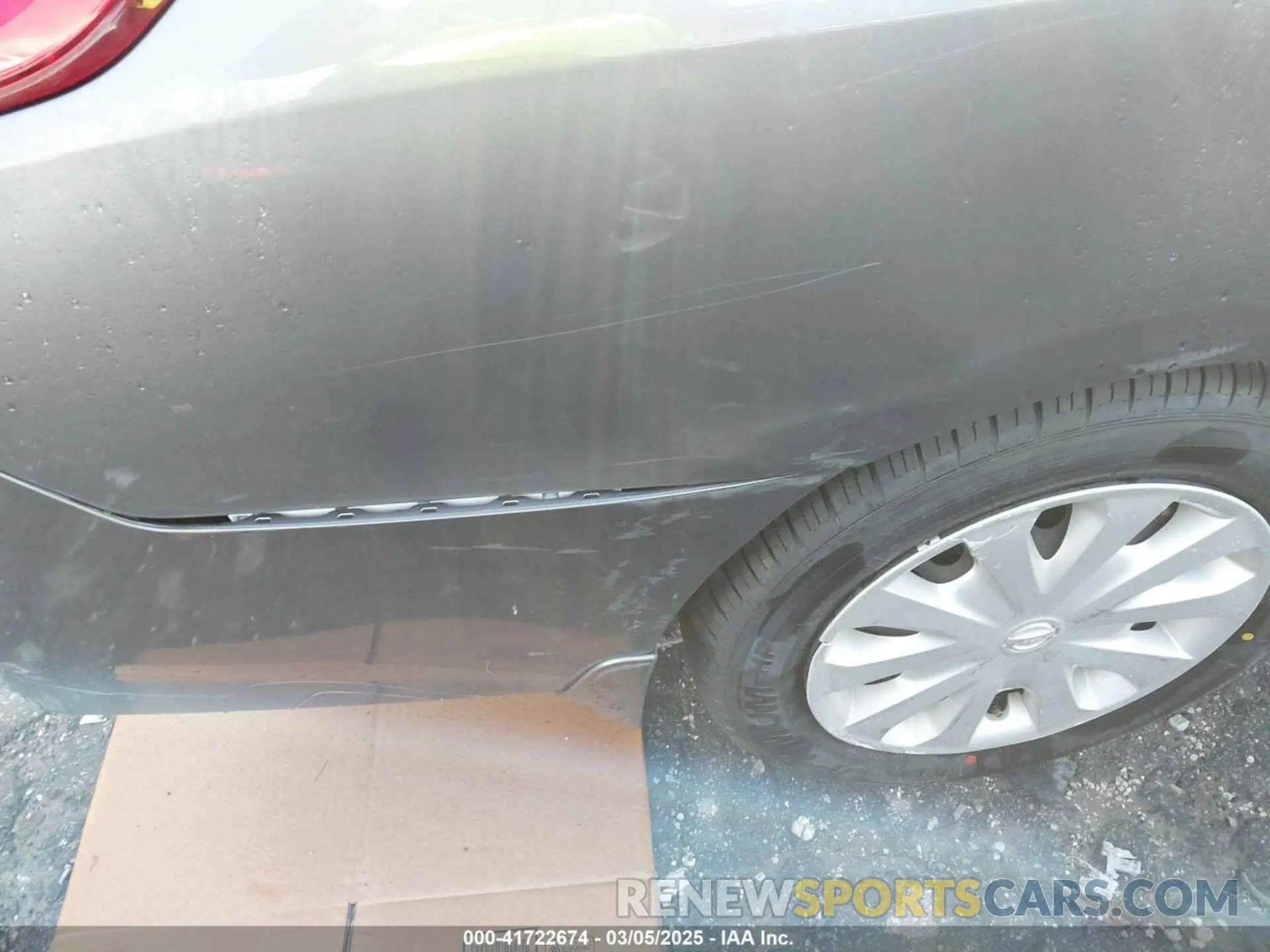 17 Photograph of a damaged car 3N1CN7AP6KL828159 NISSAN VERSA 2019