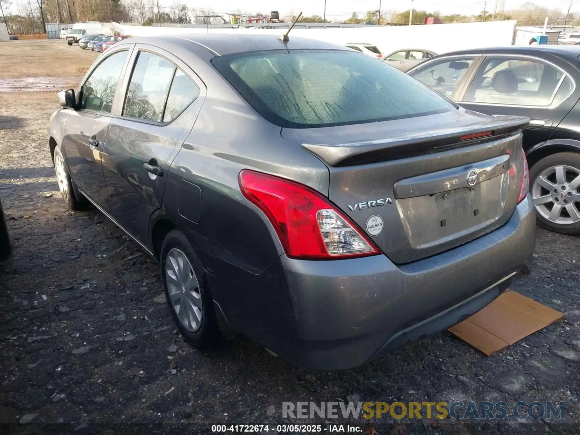 3 Photograph of a damaged car 3N1CN7AP6KL828159 NISSAN VERSA 2019