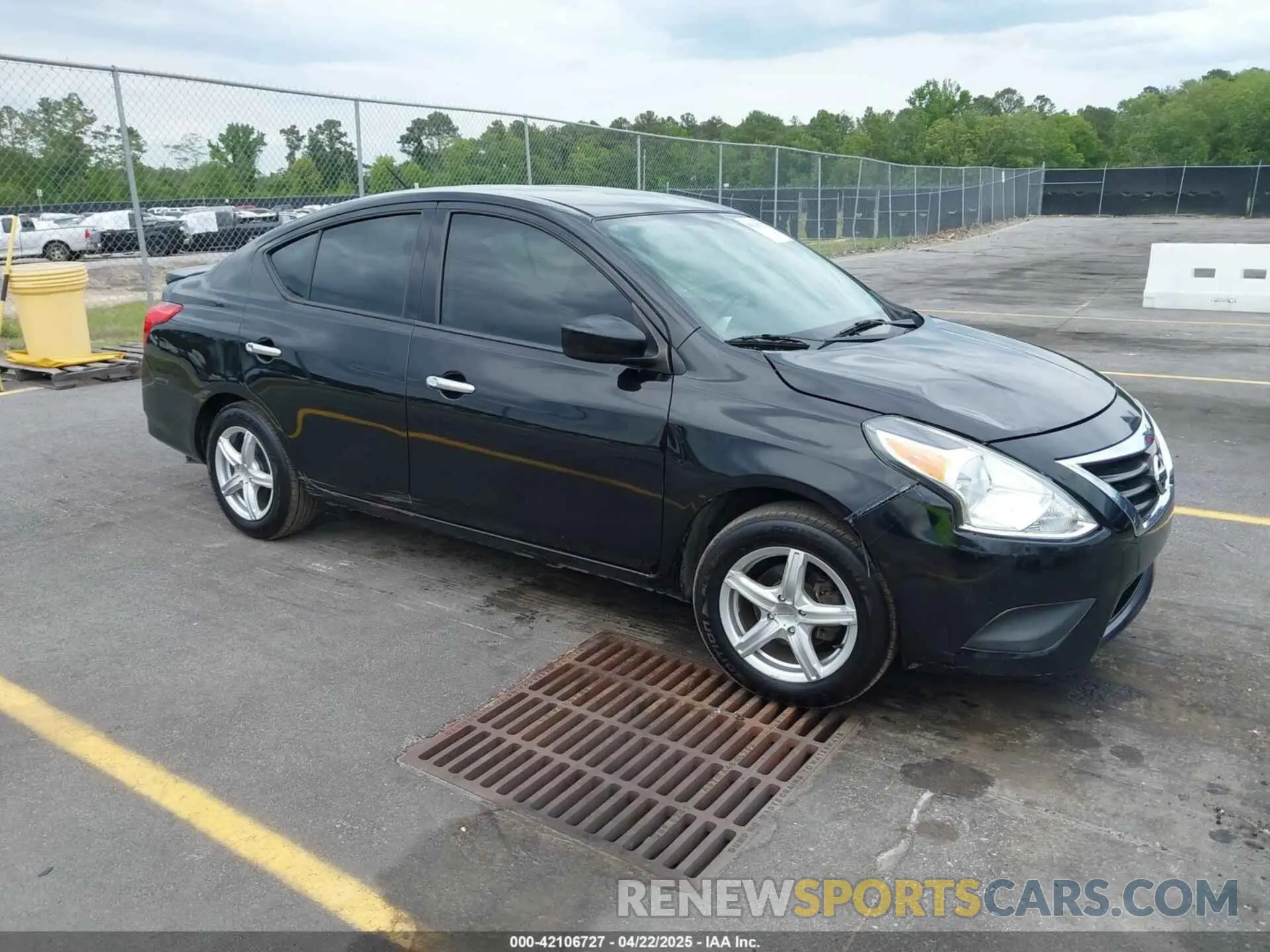 1 Photograph of a damaged car 3N1CN7AP6KL836259 NISSAN VERSA 2019