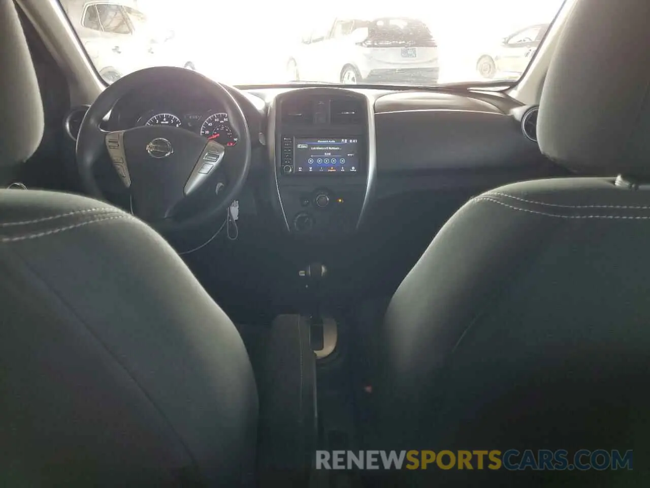 8 Photograph of a damaged car 3N1CN7AP6KL844443 NISSAN VERSA 2019