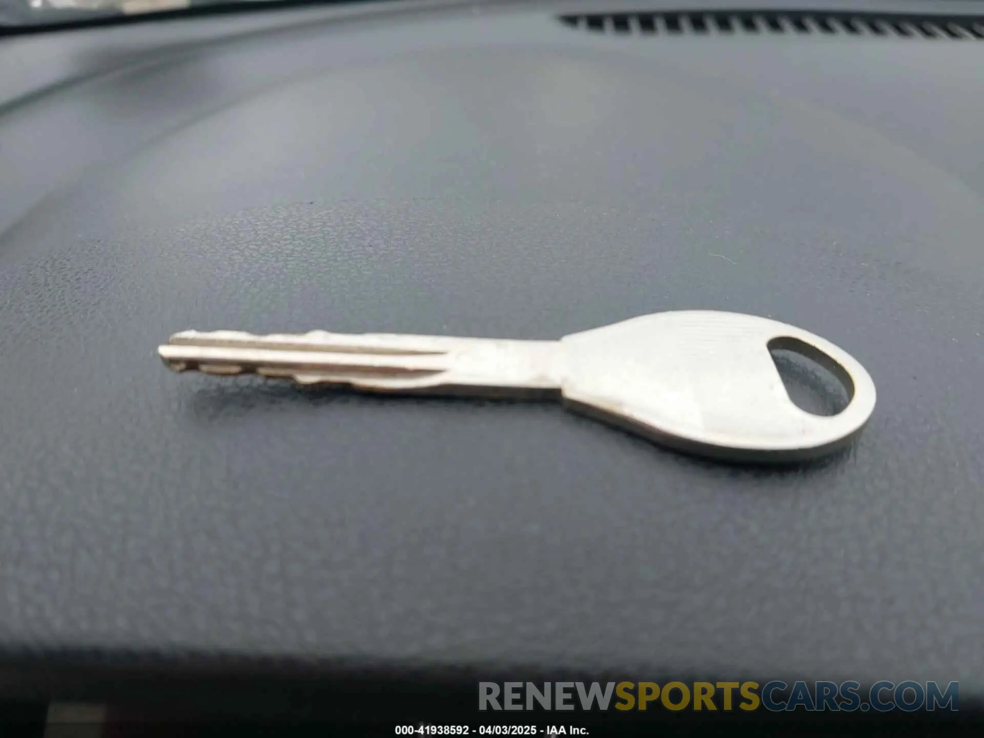 11 Photograph of a damaged car 3N1CN7AP6KL862635 NISSAN VERSA 2019