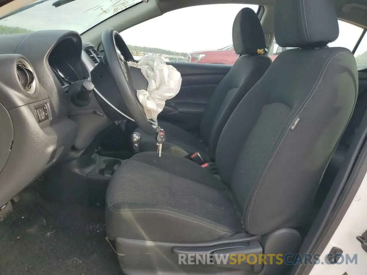 7 Photograph of a damaged car 3N1CN7AP6KL864367 NISSAN VERSA 2019