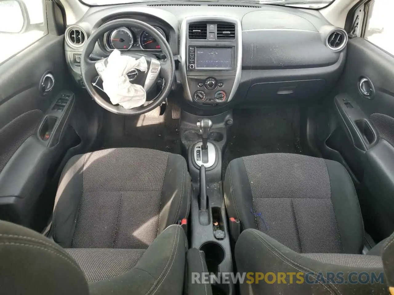8 Photograph of a damaged car 3N1CN7AP6KL864367 NISSAN VERSA 2019