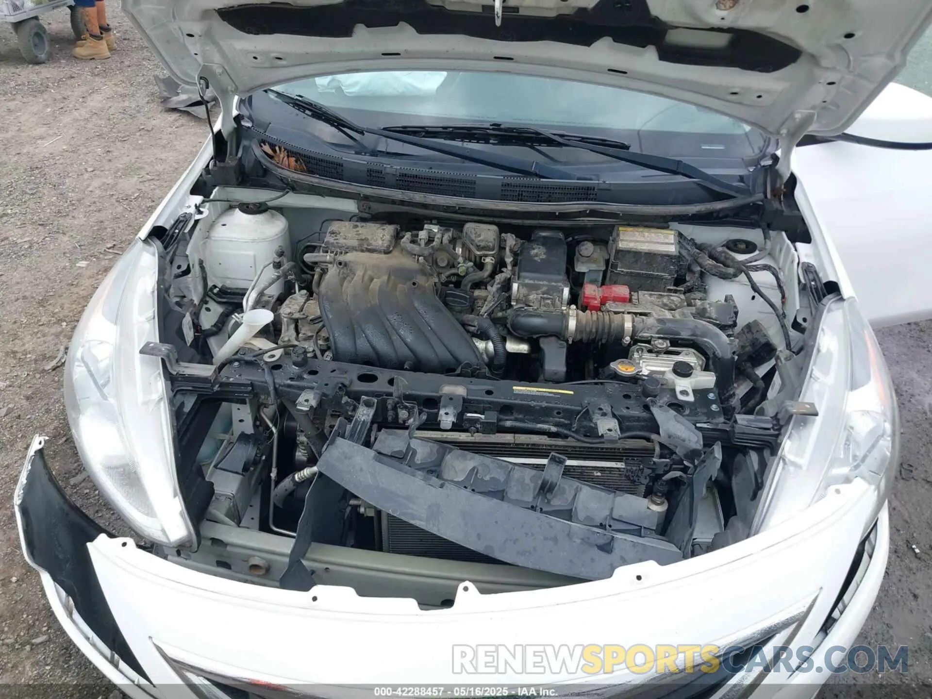 10 Photograph of a damaged car 3N1CN7AP6KL870492 NISSAN VERSA 2019