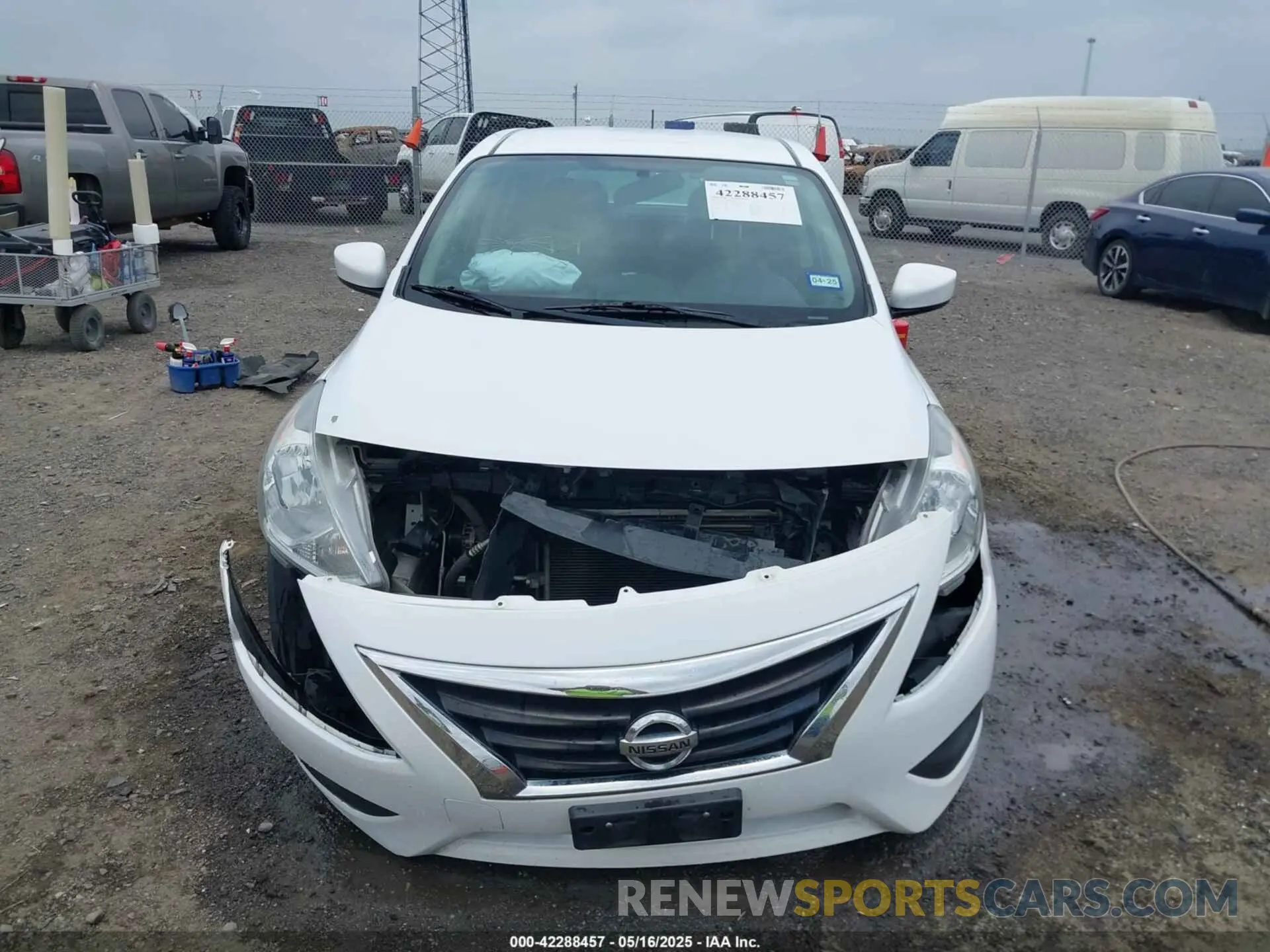 12 Photograph of a damaged car 3N1CN7AP6KL870492 NISSAN VERSA 2019