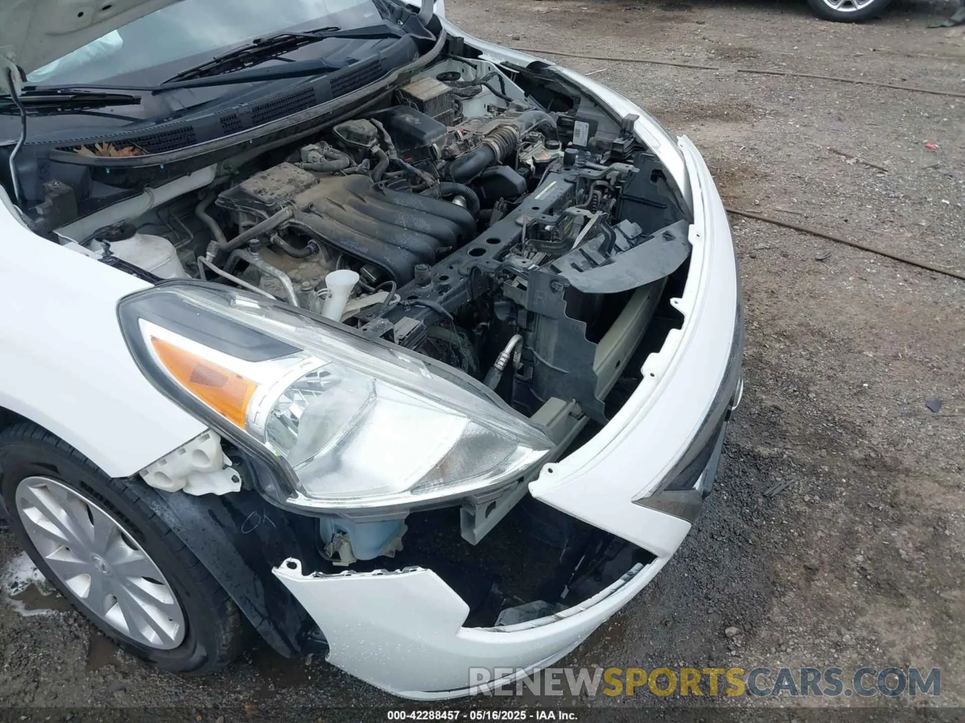 6 Photograph of a damaged car 3N1CN7AP6KL870492 NISSAN VERSA 2019