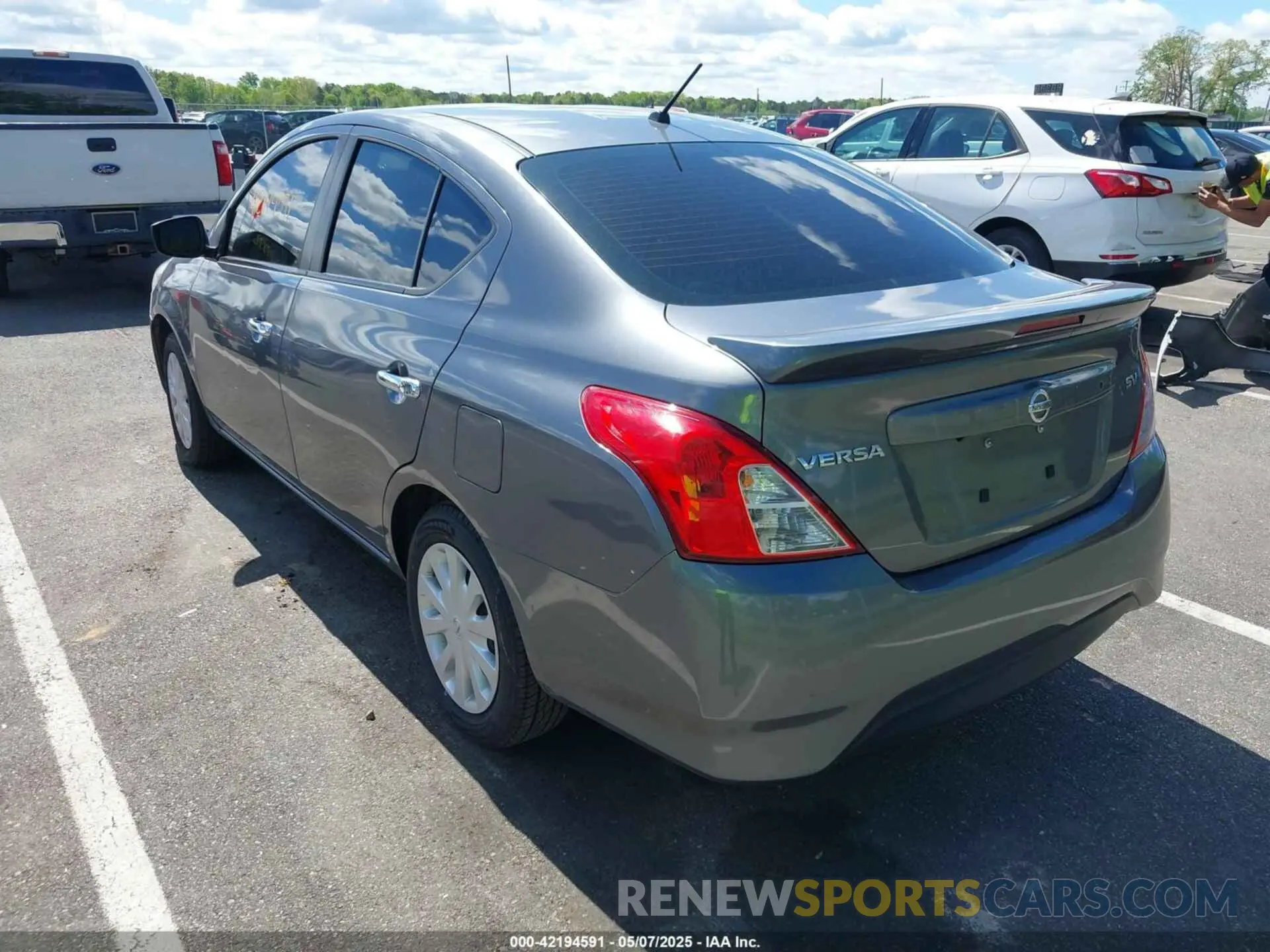 3 Photograph of a damaged car 3N1CN7AP6KL872565 NISSAN VERSA 2019