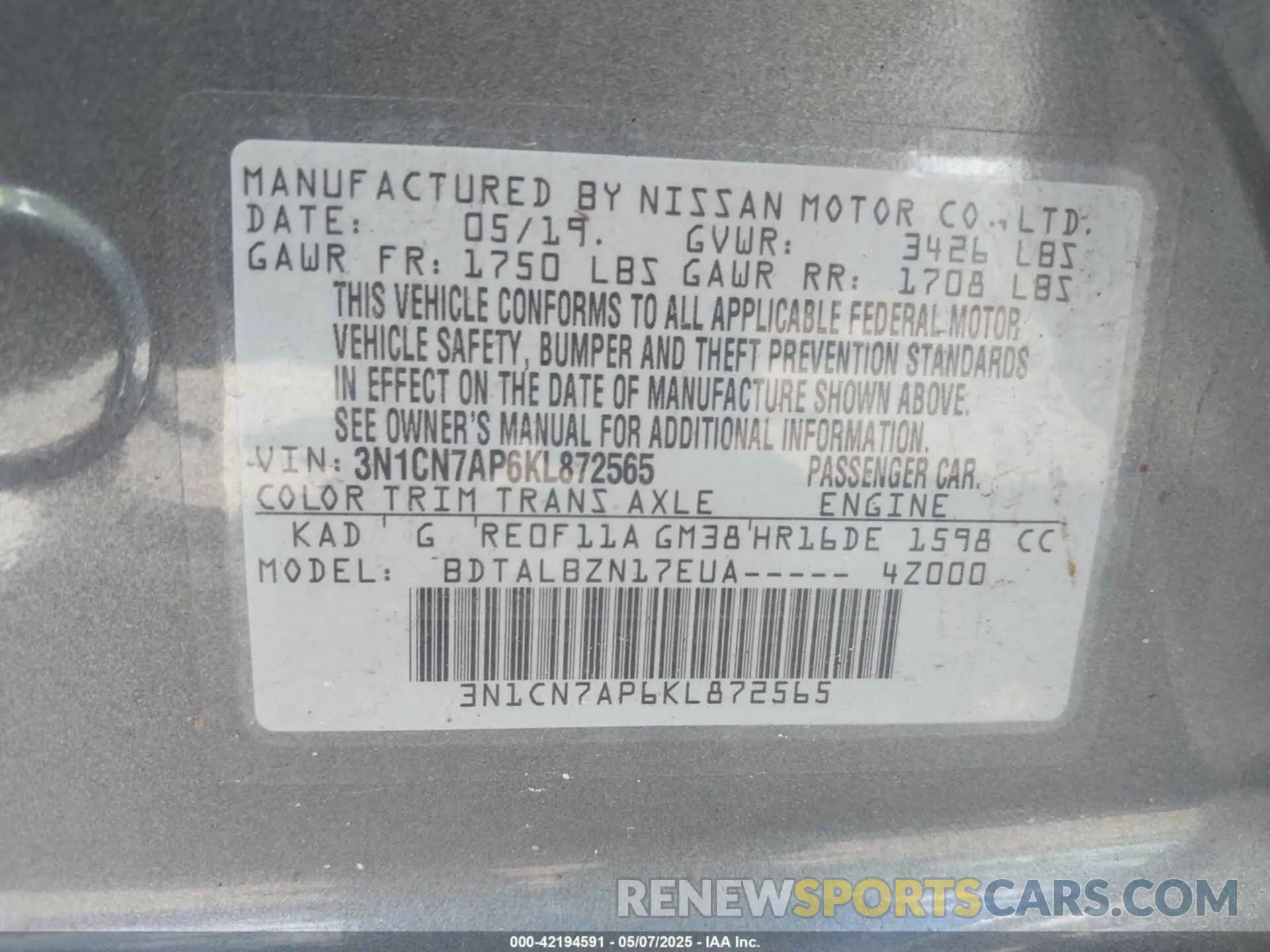 9 Photograph of a damaged car 3N1CN7AP6KL872565 NISSAN VERSA 2019
