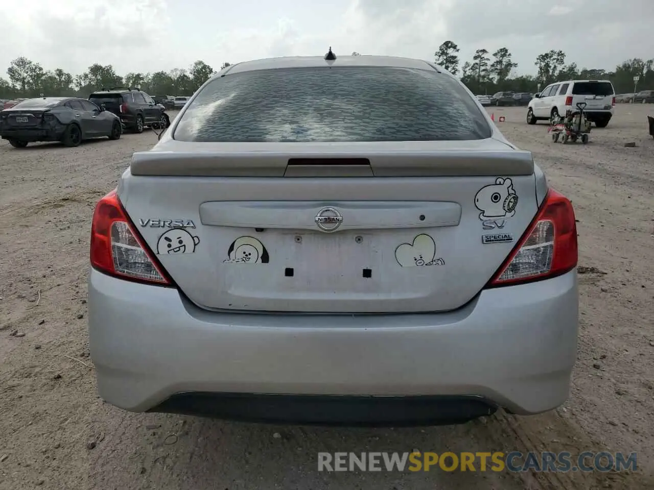 6 Photograph of a damaged car 3N1CN7AP7KL819275 NISSAN VERSA 2019