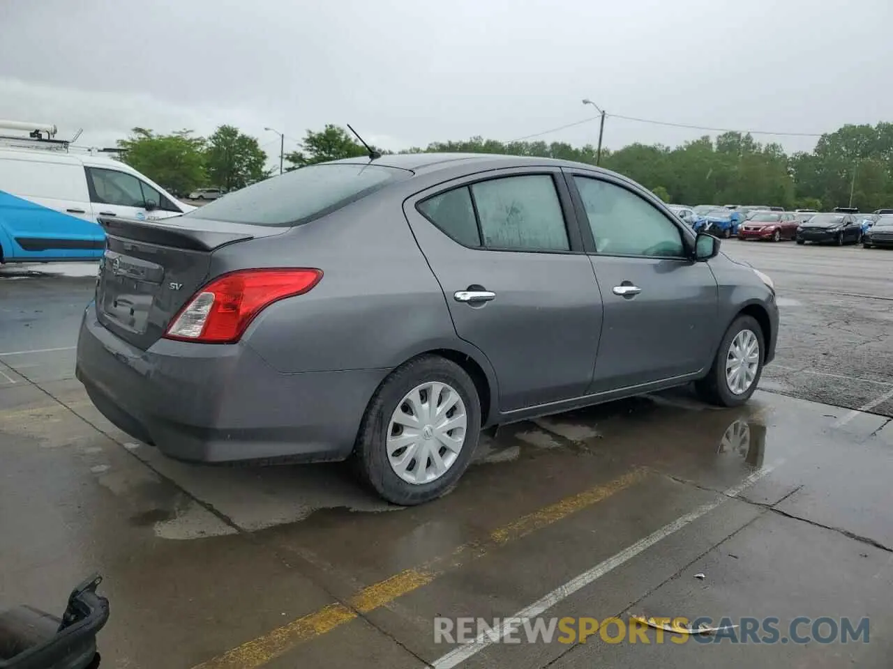 3 Photograph of a damaged car 3N1CN7AP7KL824914 NISSAN VERSA 2019