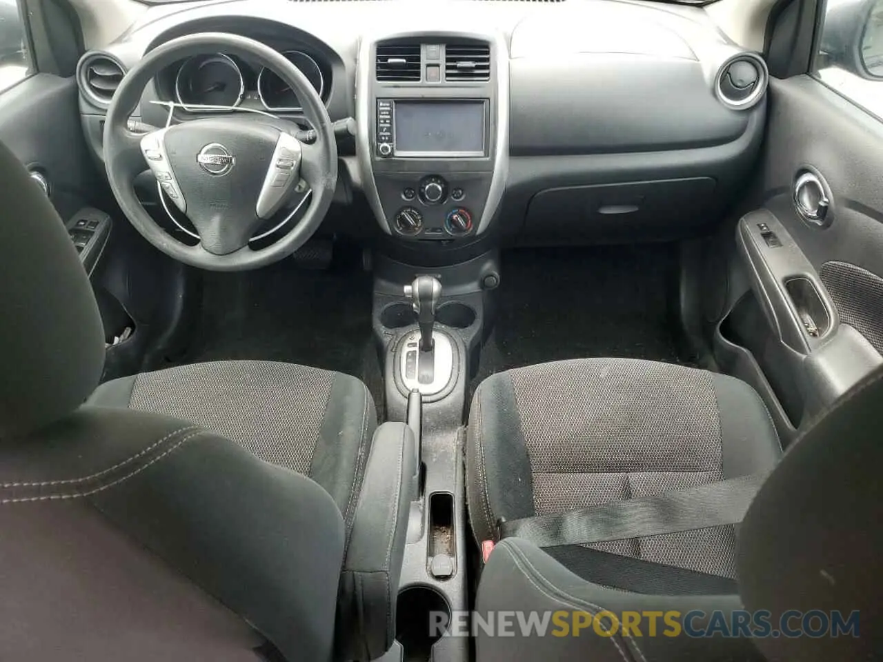 8 Photograph of a damaged car 3N1CN7AP7KL824914 NISSAN VERSA 2019