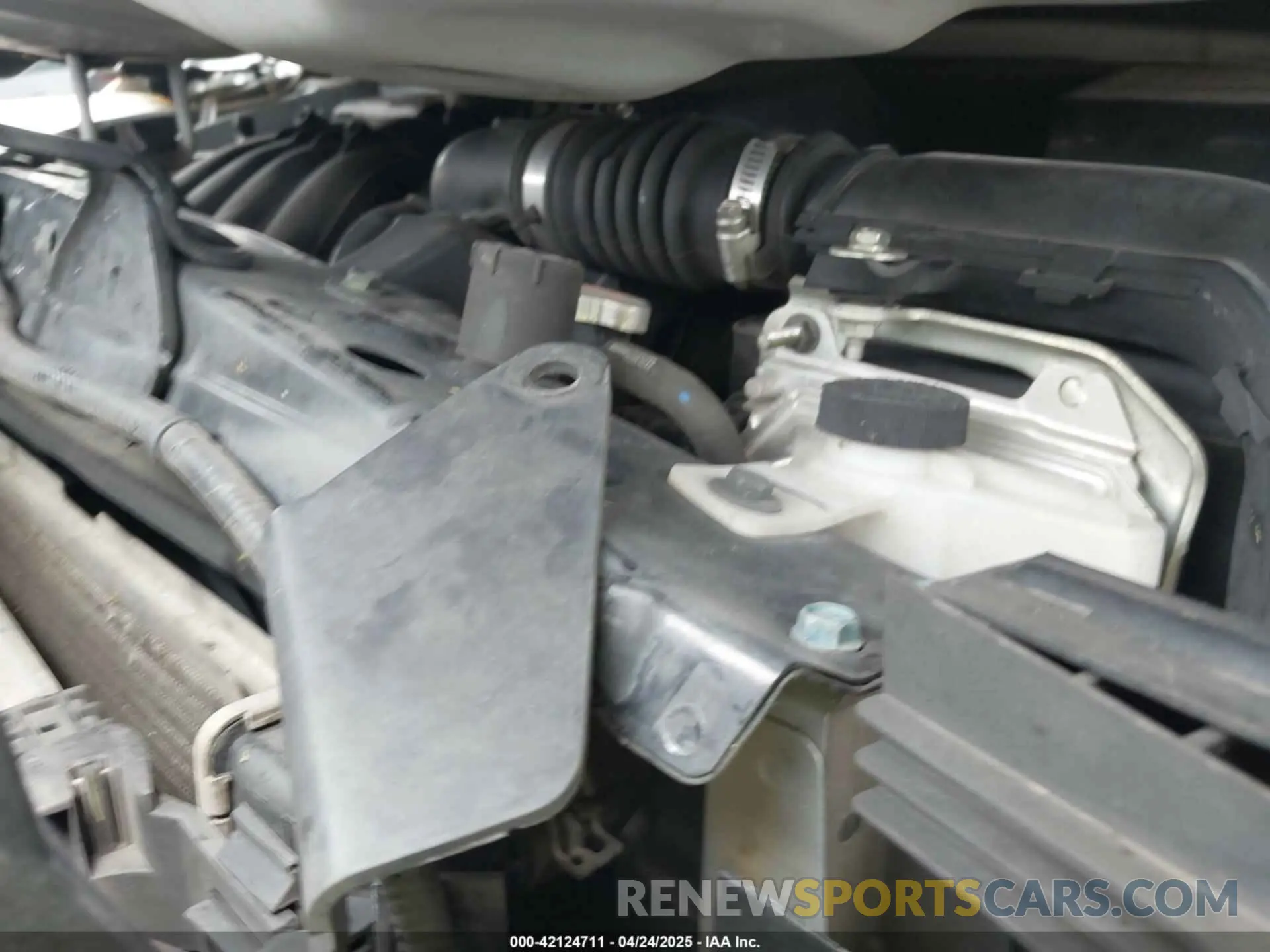 10 Photograph of a damaged car 3N1CN7AP7KL832771 NISSAN VERSA 2019