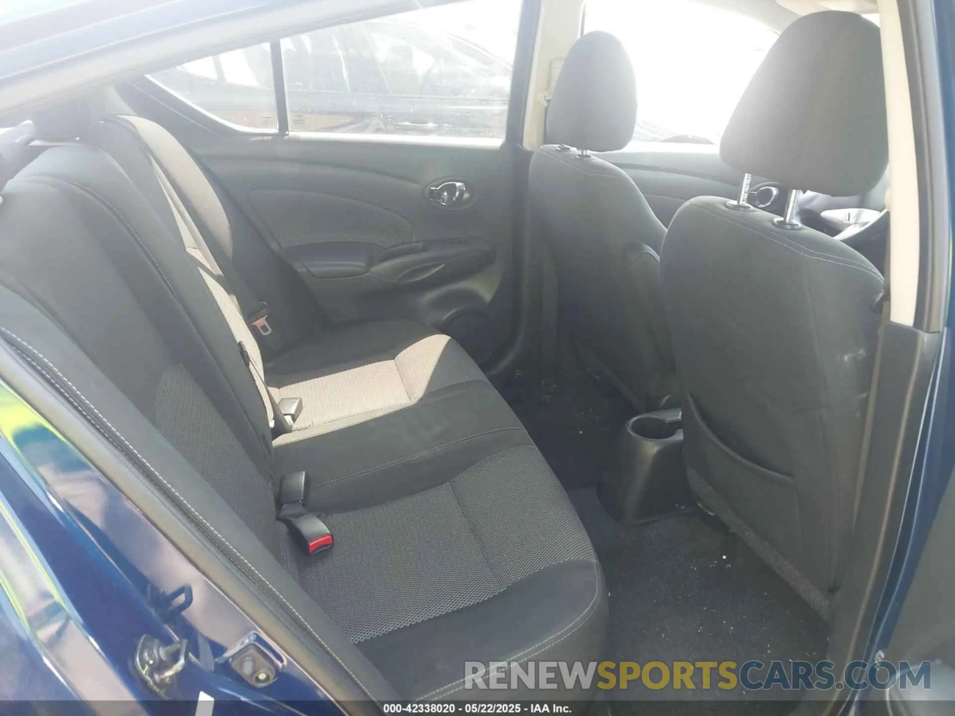 8 Photograph of a damaged car 3N1CN7AP7KL834794 NISSAN VERSA 2019