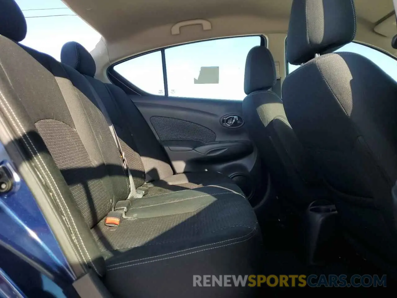 10 Photograph of a damaged car 3N1CN7AP7KL843835 NISSAN VERSA 2019