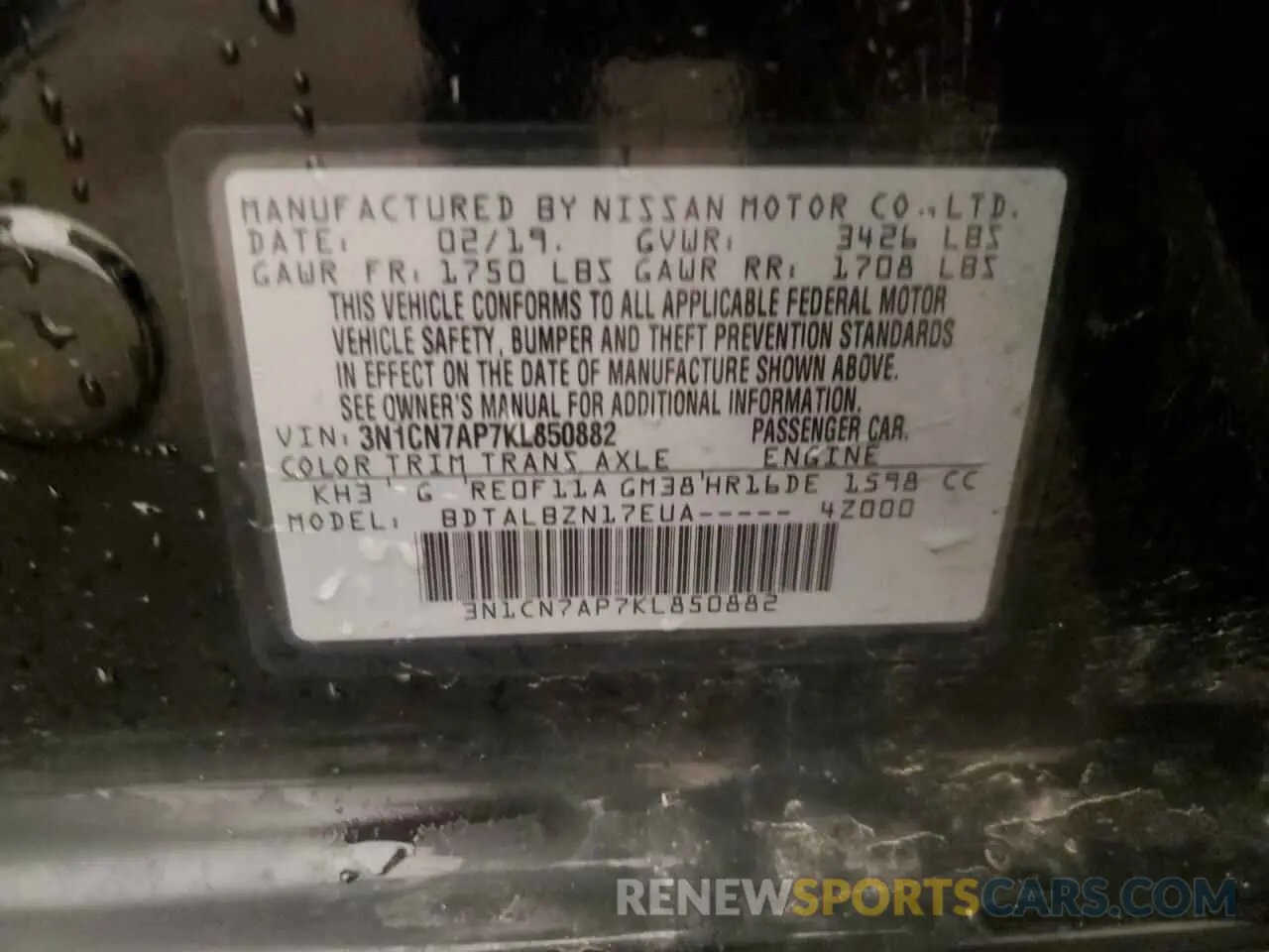13 Photograph of a damaged car 3N1CN7AP7KL850882 NISSAN VERSA 2019