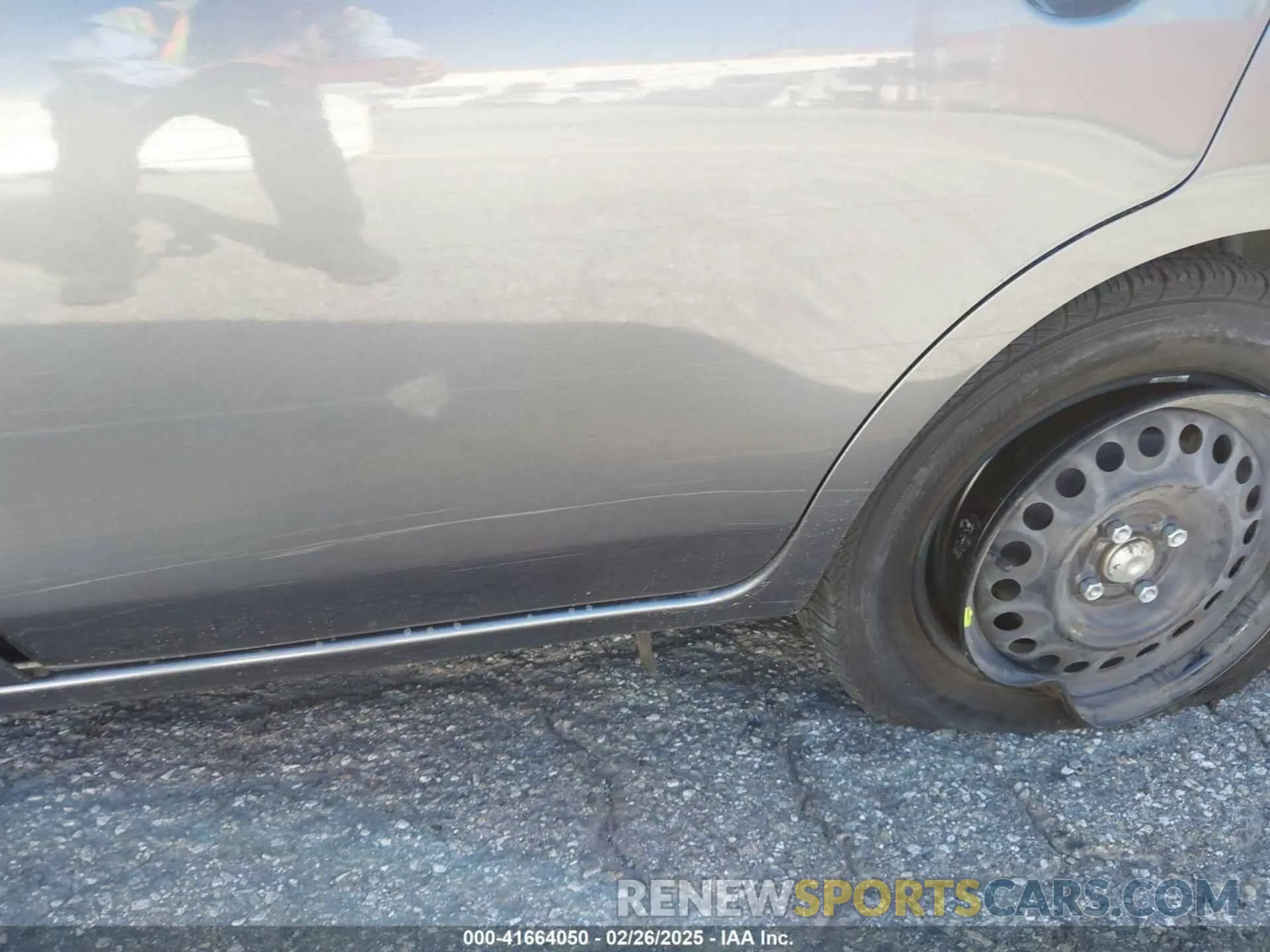 6 Photograph of a damaged car 3N1CN7AP7KL851465 NISSAN VERSA 2019