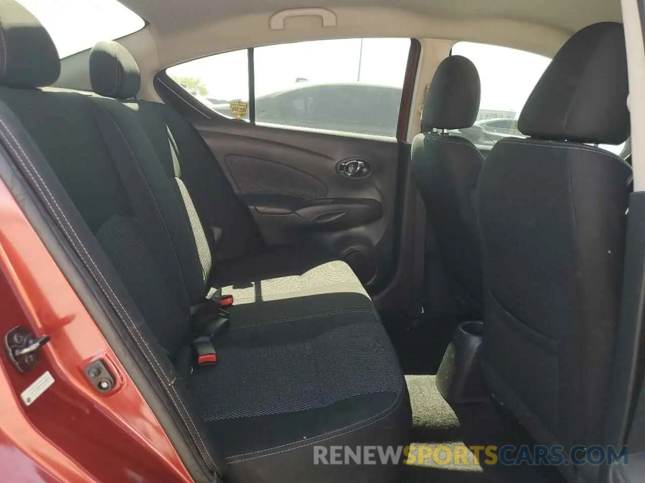 10 Photograph of a damaged car 3N1CN7AP7KL856214 NISSAN VERSA 2019