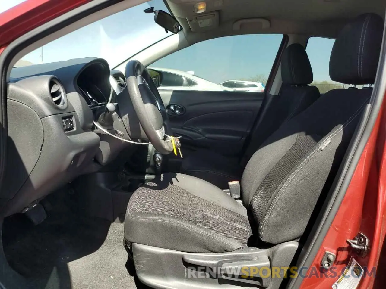 7 Photograph of a damaged car 3N1CN7AP7KL856214 NISSAN VERSA 2019