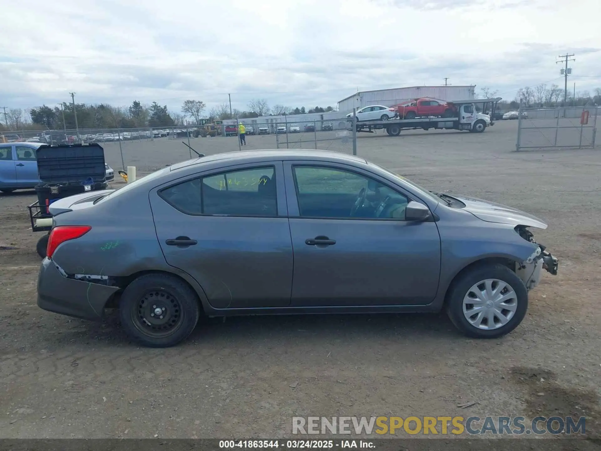 14 Photograph of a damaged car 3N1CN7AP7KL863891 NISSAN VERSA 2019