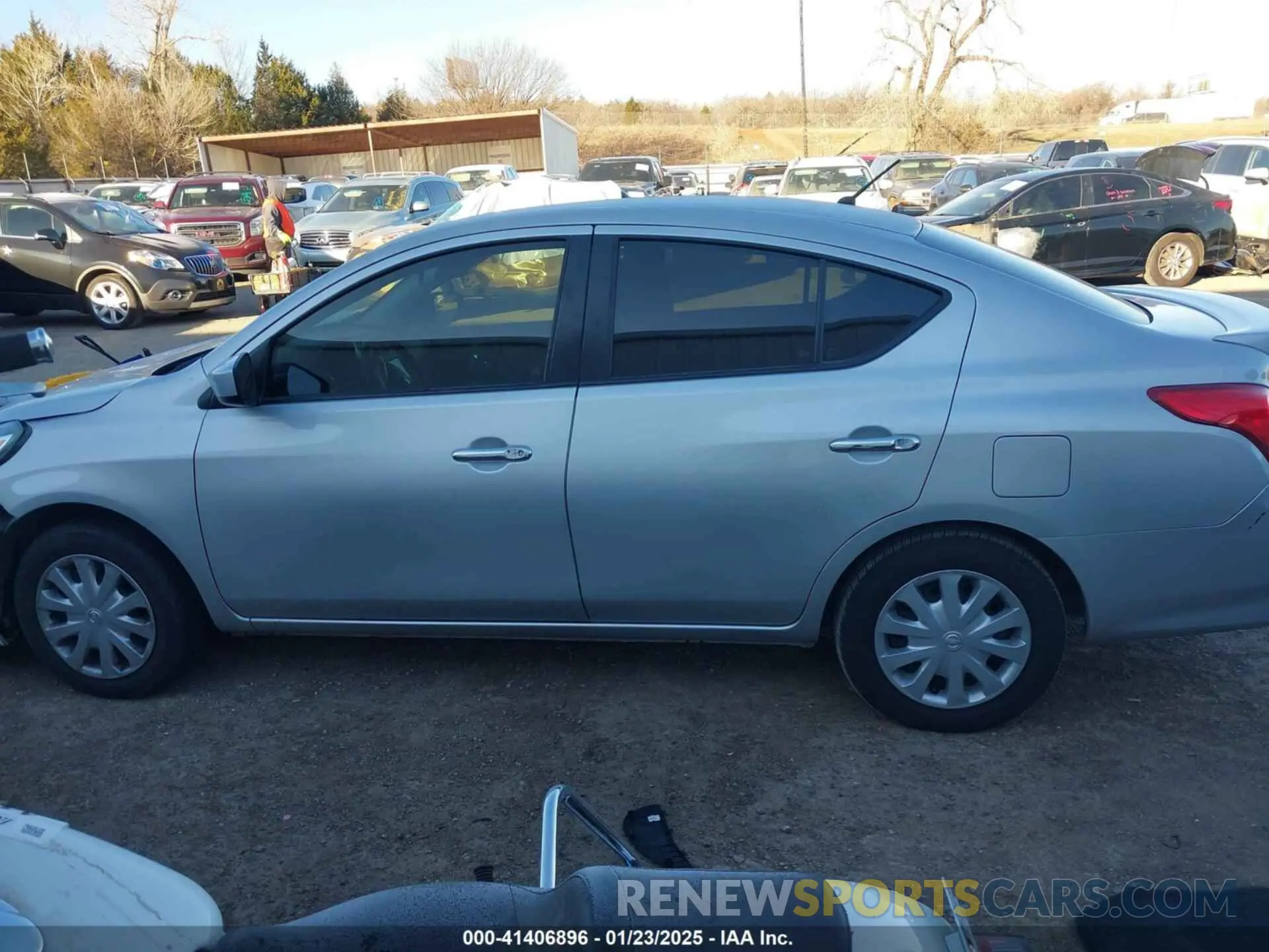 14 Photograph of a damaged car 3N1CN7AP7KL875152 NISSAN VERSA 2019