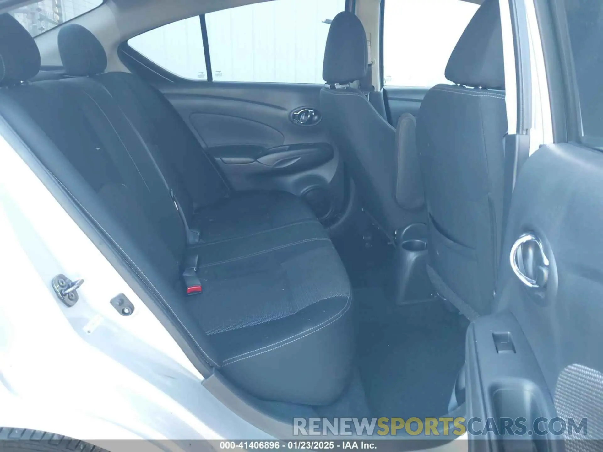 8 Photograph of a damaged car 3N1CN7AP7KL875152 NISSAN VERSA 2019