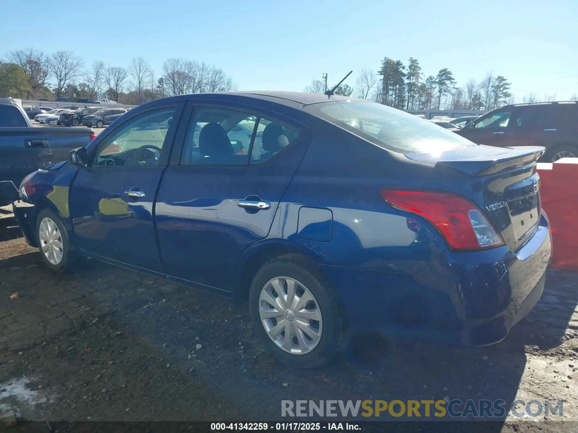 14 Photograph of a damaged car 3N1CN7AP7KL875751 NISSAN VERSA 2019