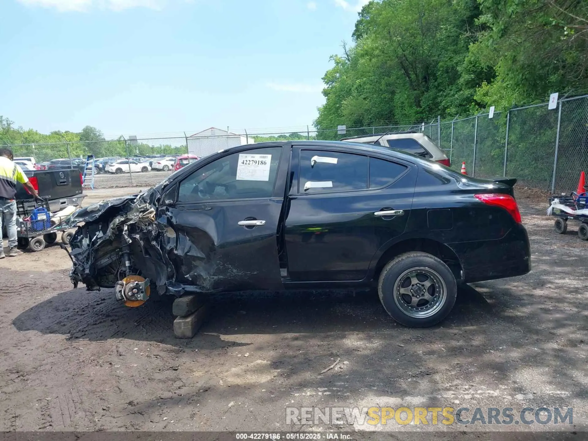 14 Photograph of a damaged car 3N1CN7AP7KL879749 NISSAN VERSA 2019