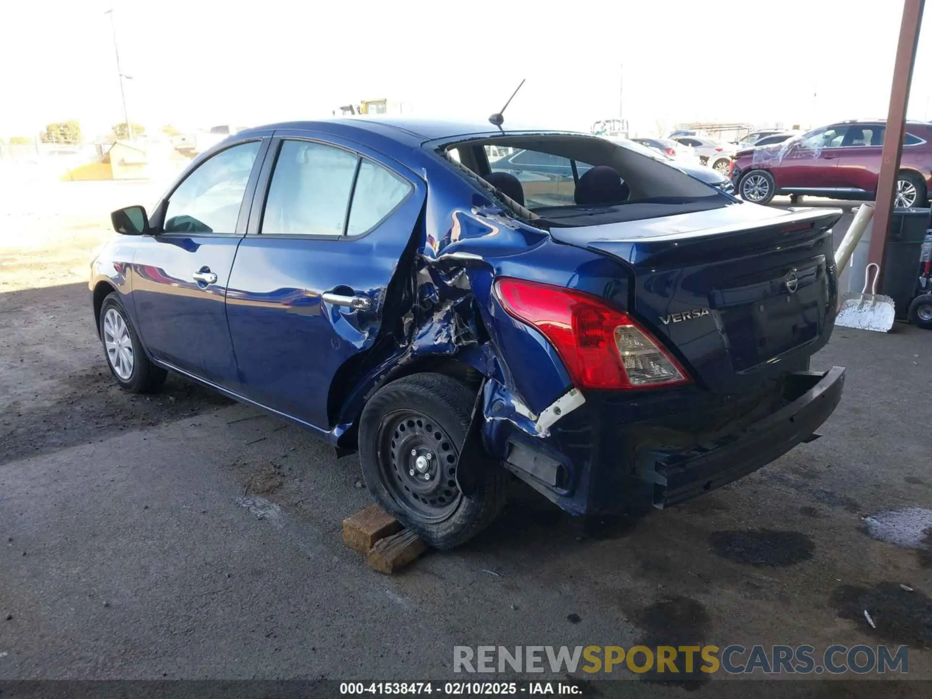 3 Photograph of a damaged car 3N1CN7AP8KL807538 NISSAN VERSA 2019