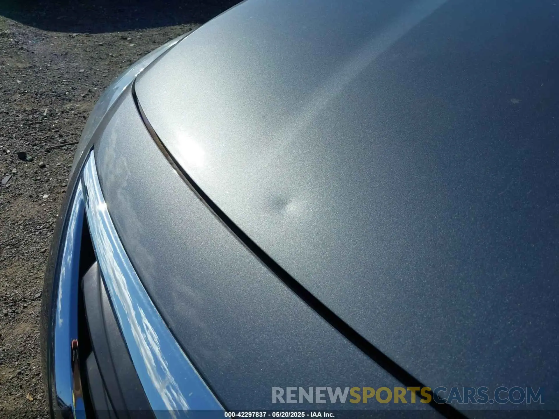17 Photograph of a damaged car 3N1CN7AP8KL820631 NISSAN VERSA 2019