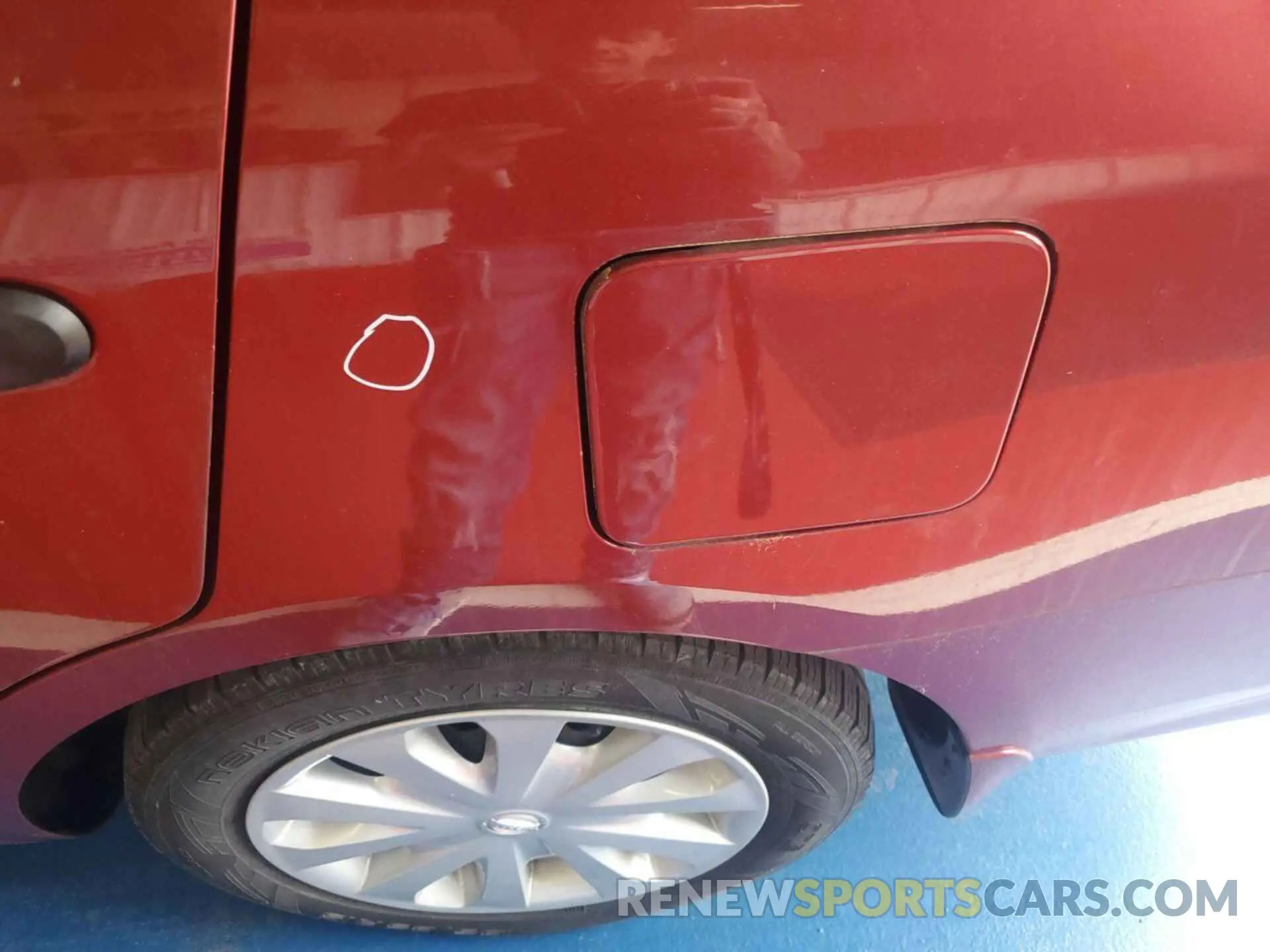 21 Photograph of a damaged car 3N1CN7AP8KL823951 NISSAN VERSA 2019
