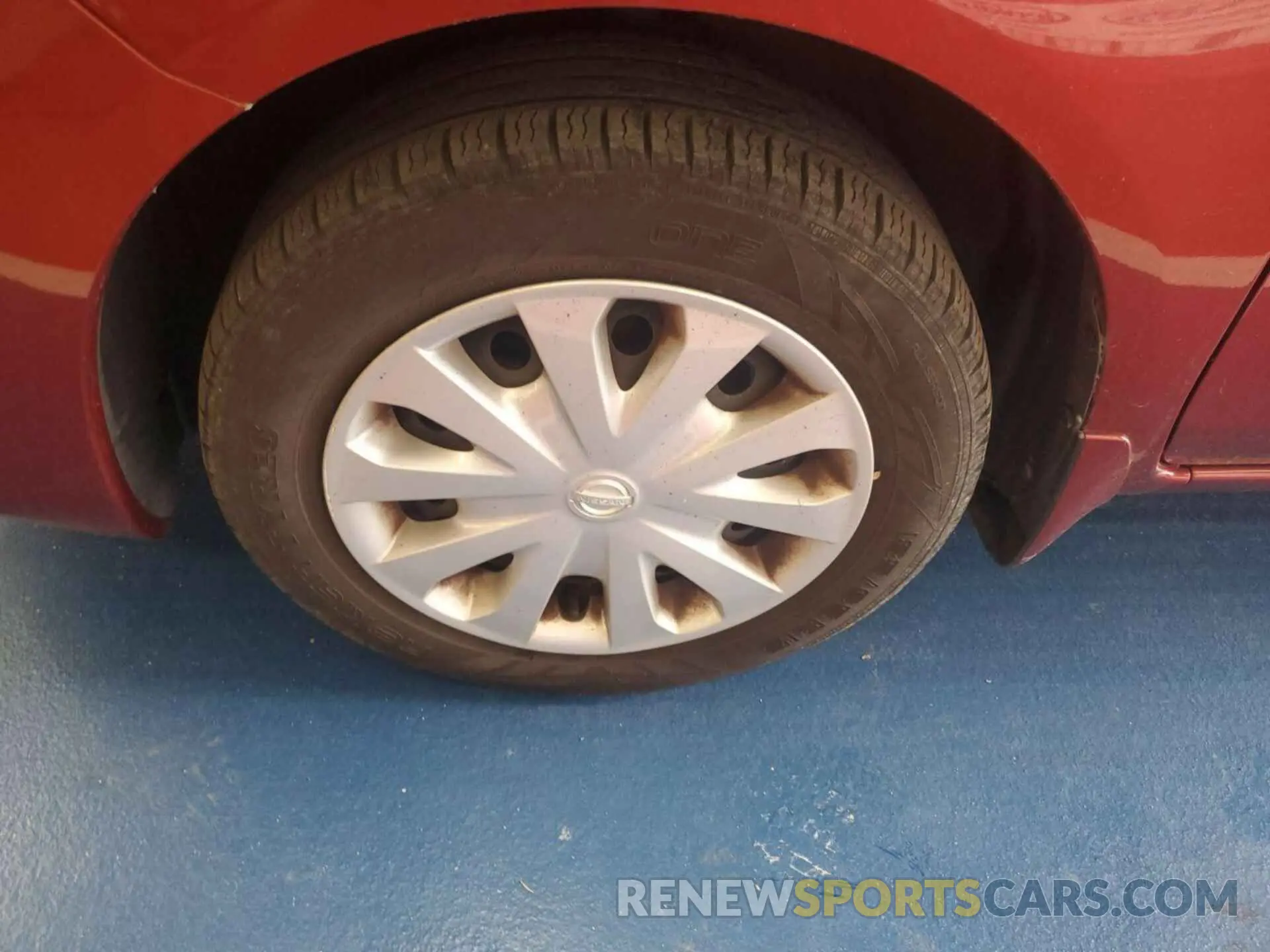 26 Photograph of a damaged car 3N1CN7AP8KL823951 NISSAN VERSA 2019