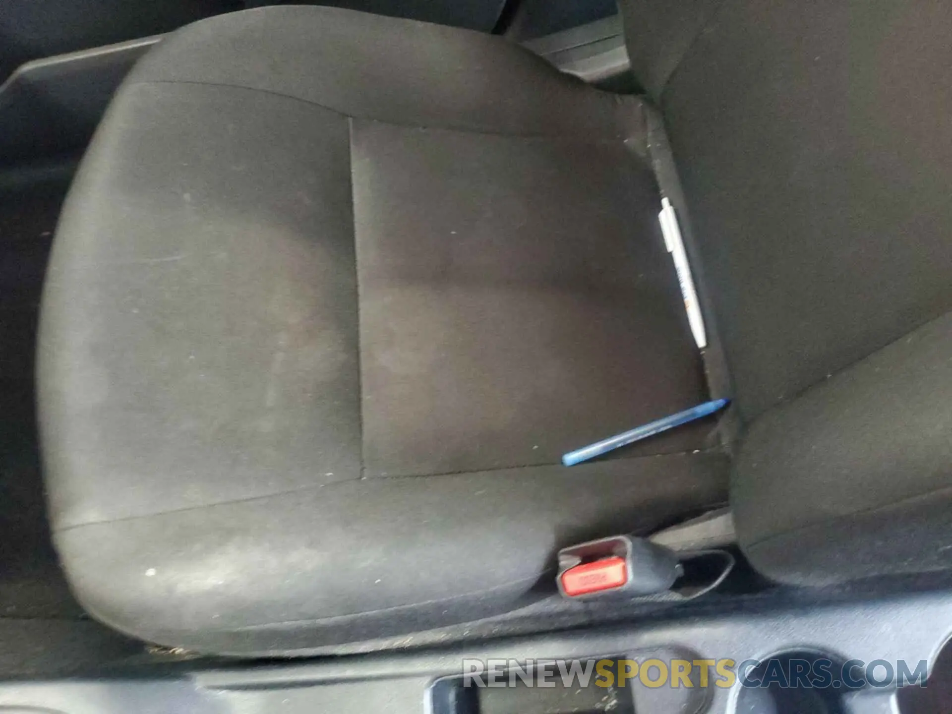 5 Photograph of a damaged car 3N1CN7AP8KL823951 NISSAN VERSA 2019