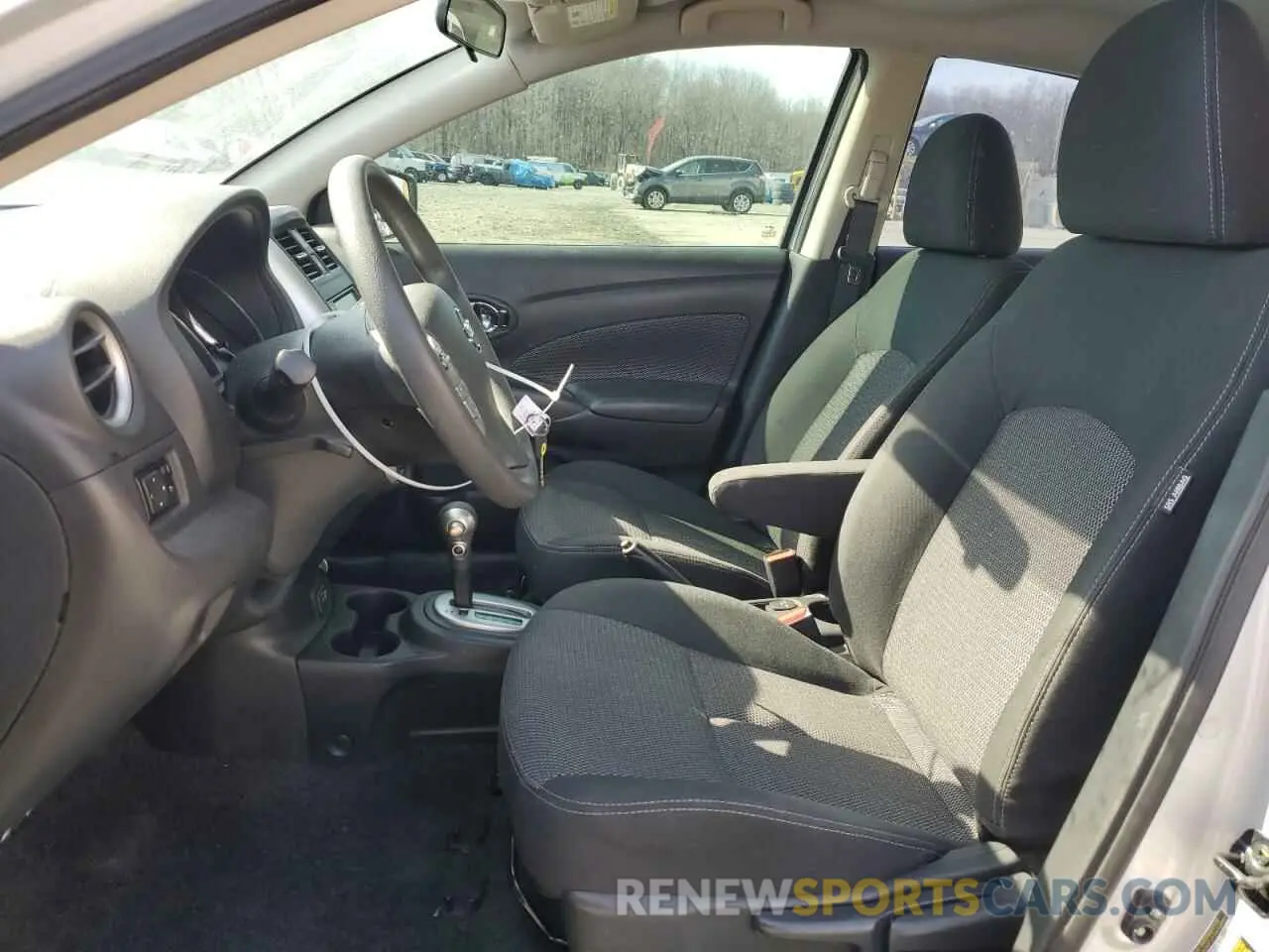 7 Photograph of a damaged car 3N1CN7AP8KL825053 NISSAN VERSA 2019
