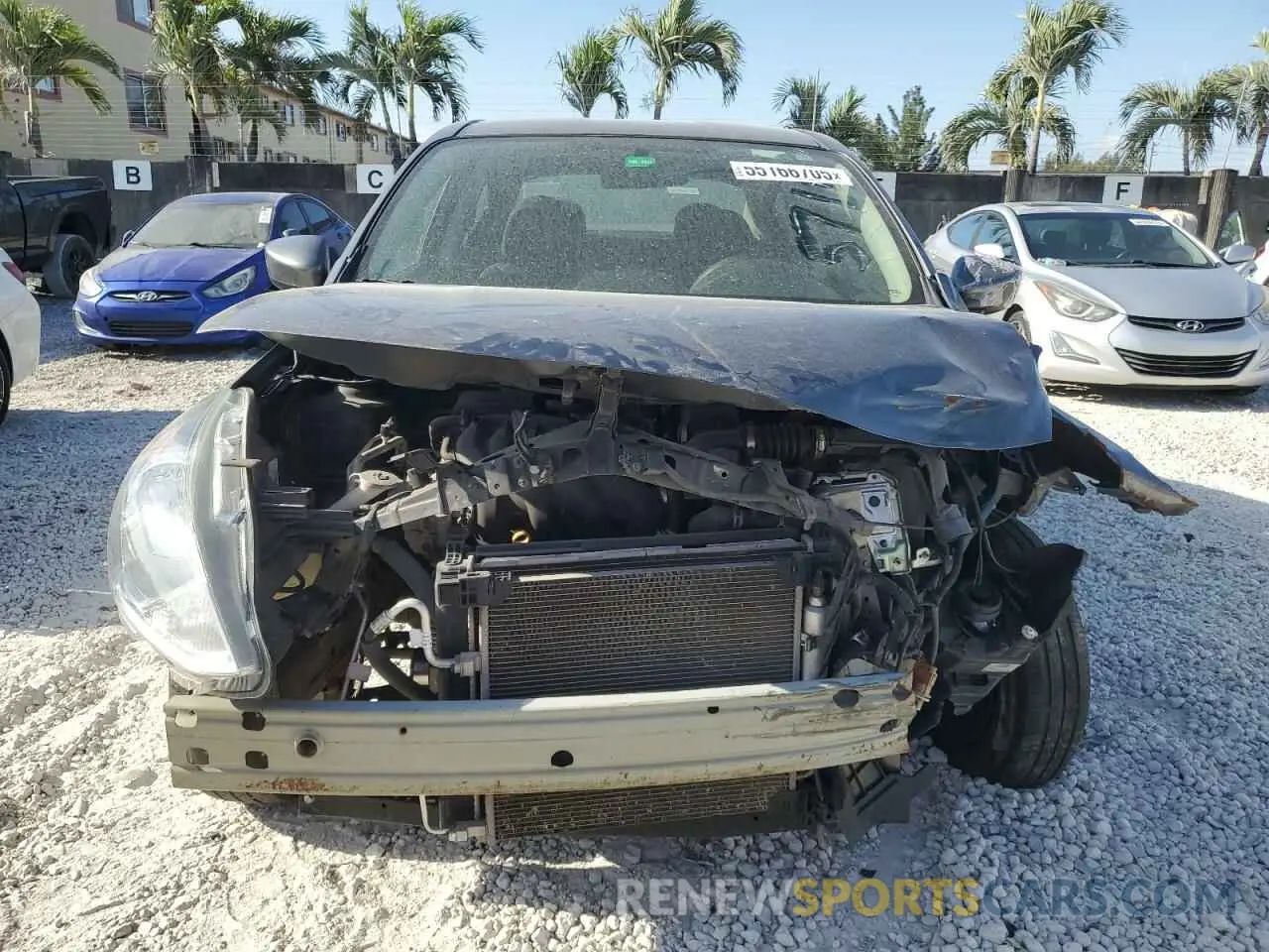 5 Photograph of a damaged car 3N1CN7AP8KL825716 NISSAN VERSA 2019