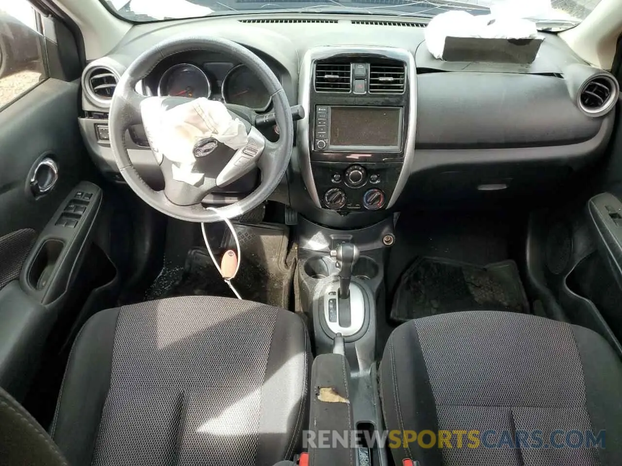 8 Photograph of a damaged car 3N1CN7AP8KL826199 NISSAN VERSA 2019