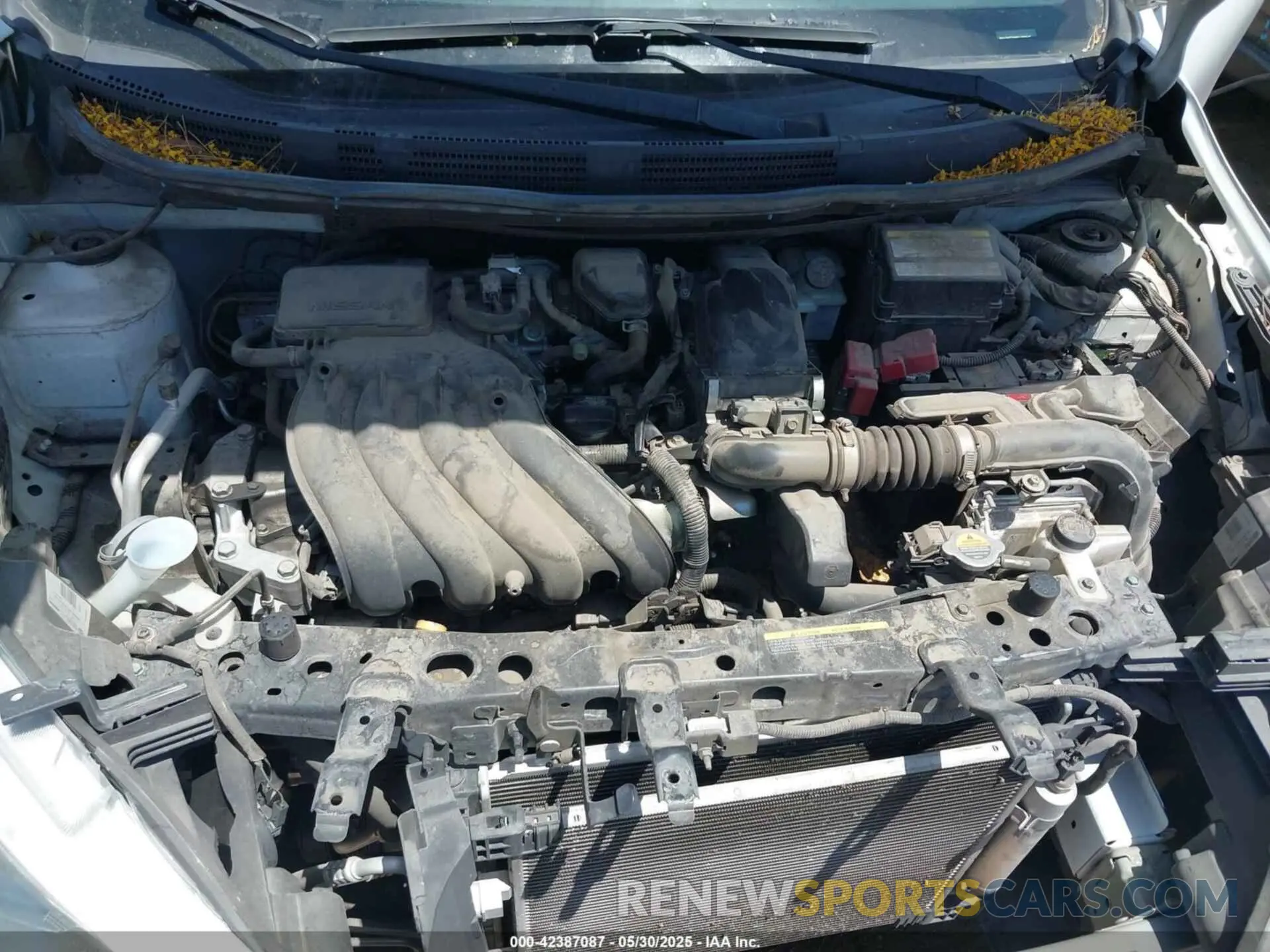 10 Photograph of a damaged car 3N1CN7AP8KL826946 NISSAN VERSA 2019