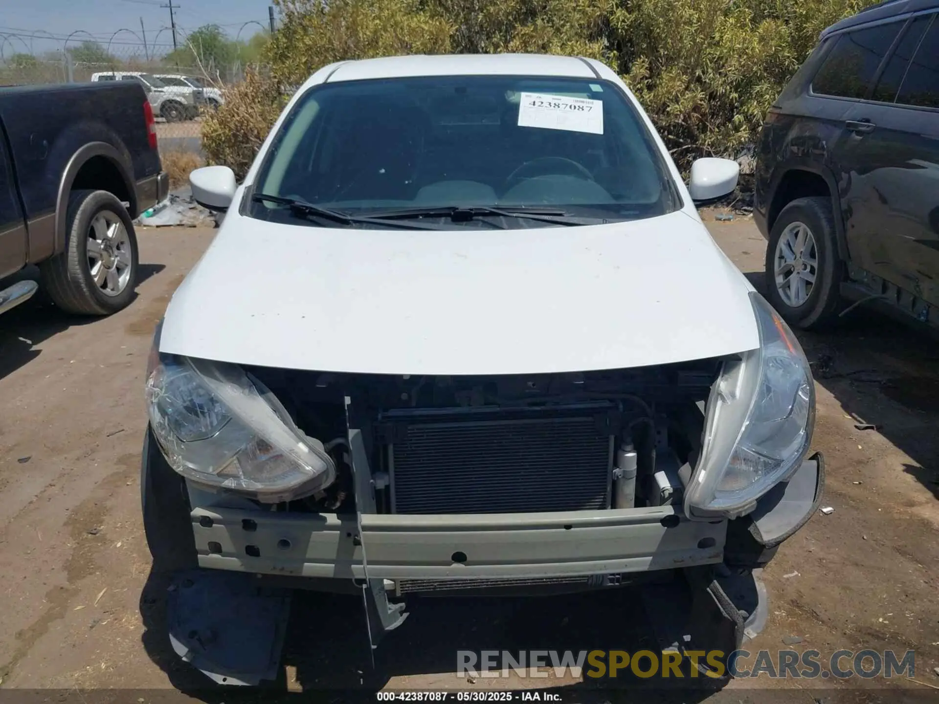12 Photograph of a damaged car 3N1CN7AP8KL826946 NISSAN VERSA 2019