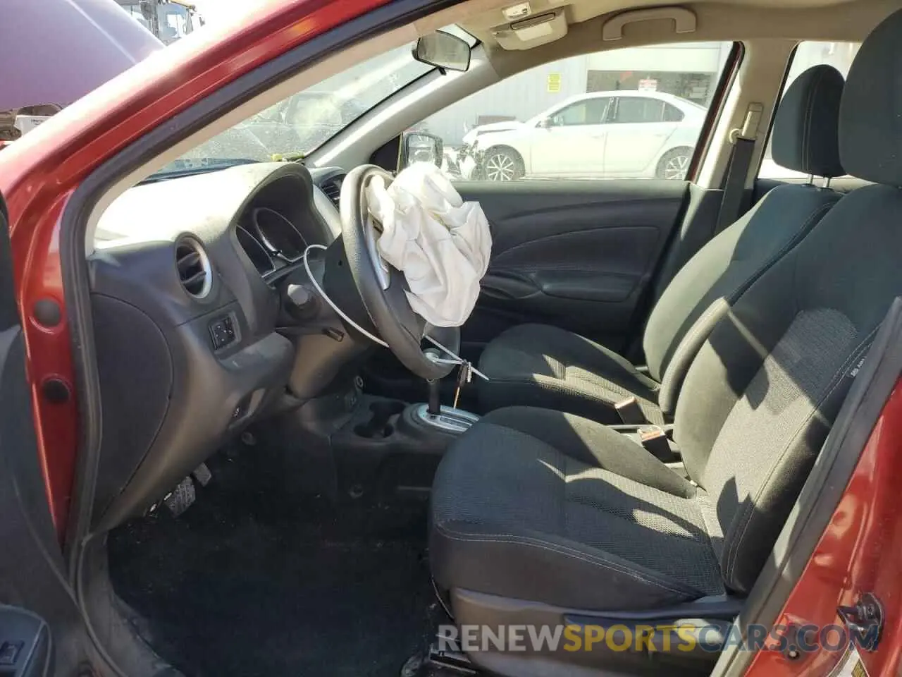 7 Photograph of a damaged car 3N1CN7AP8KL836120 NISSAN VERSA 2019
