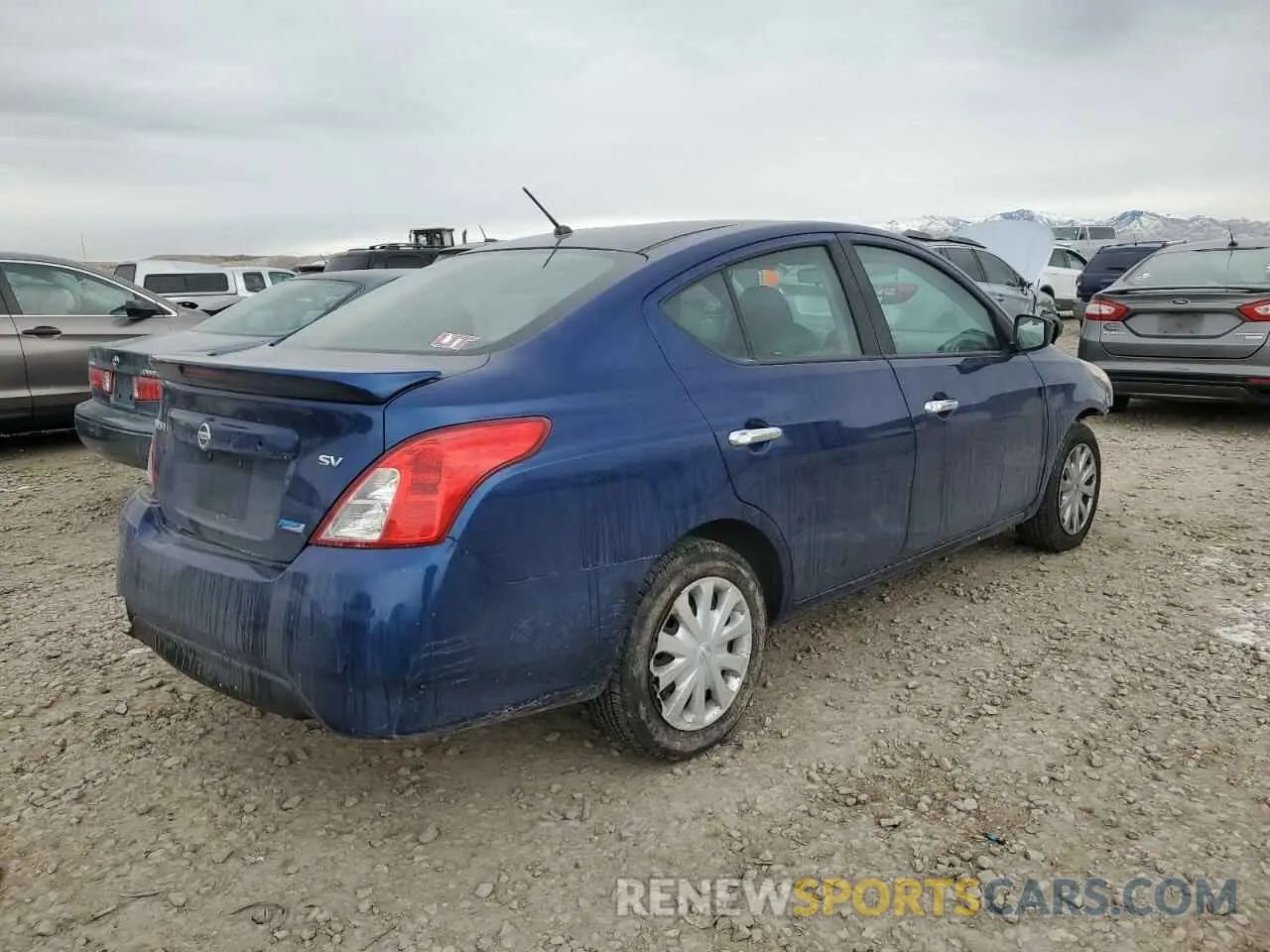 3 Photograph of a damaged car 3N1CN7AP8KL836215 NISSAN VERSA 2019