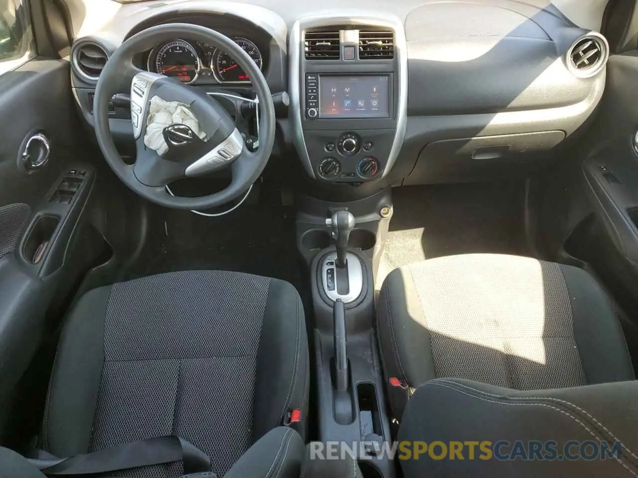 8 Photograph of a damaged car 3N1CN7AP8KL845898 NISSAN VERSA 2019