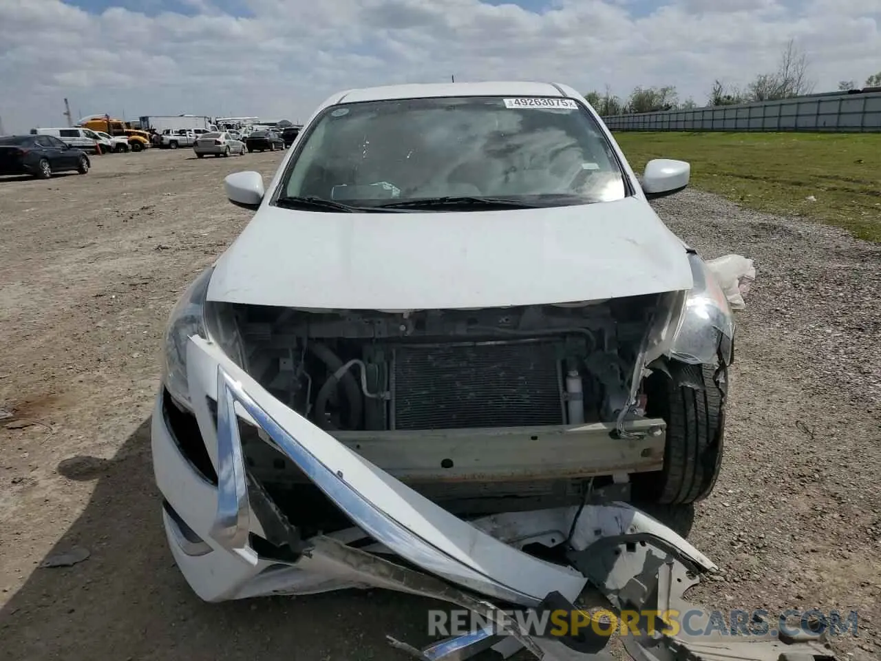 5 Photograph of a damaged car 3N1CN7AP8KL873913 NISSAN VERSA 2019