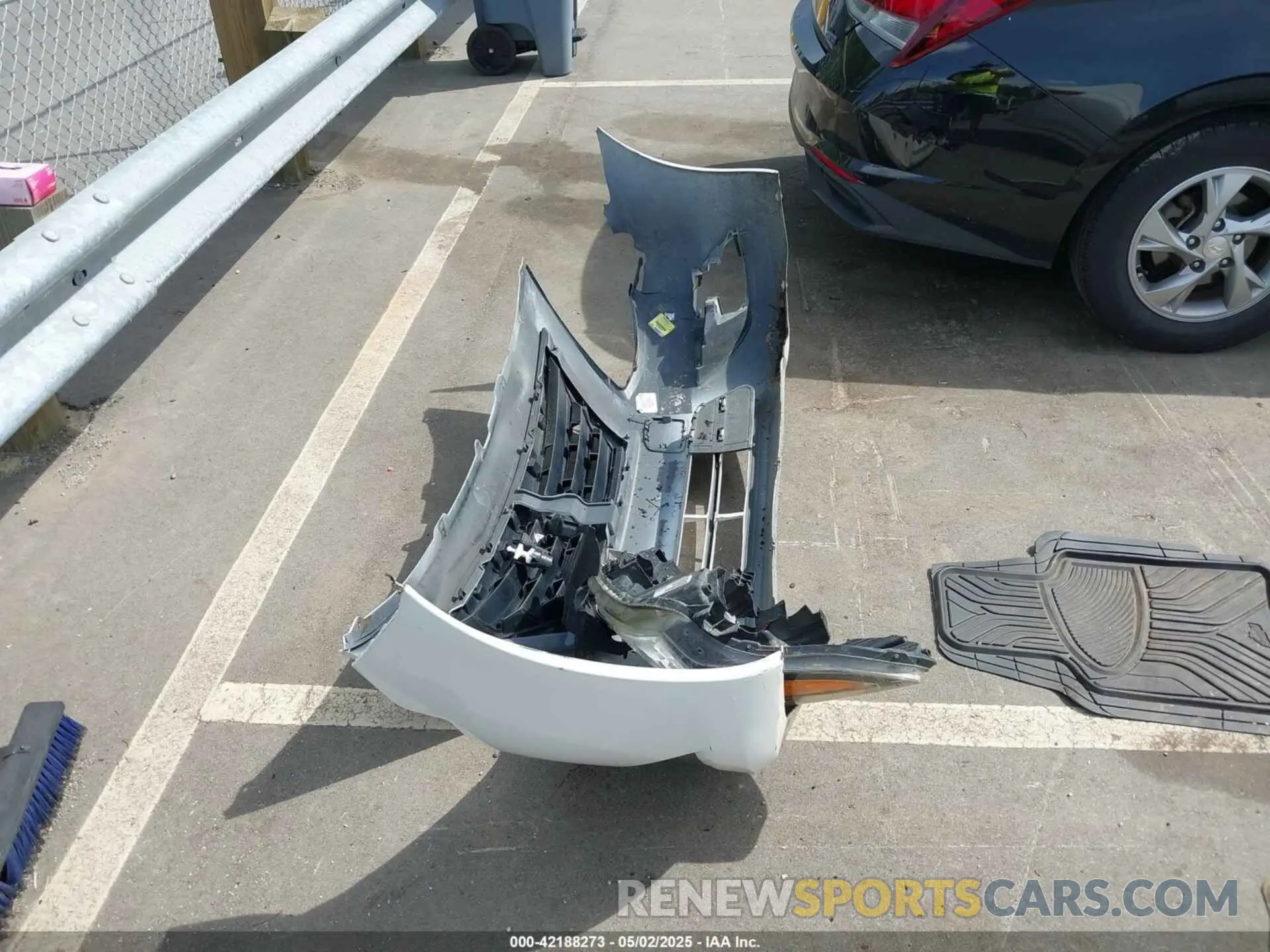 12 Photograph of a damaged car 3N1CN7AP8KL875242 NISSAN VERSA 2019