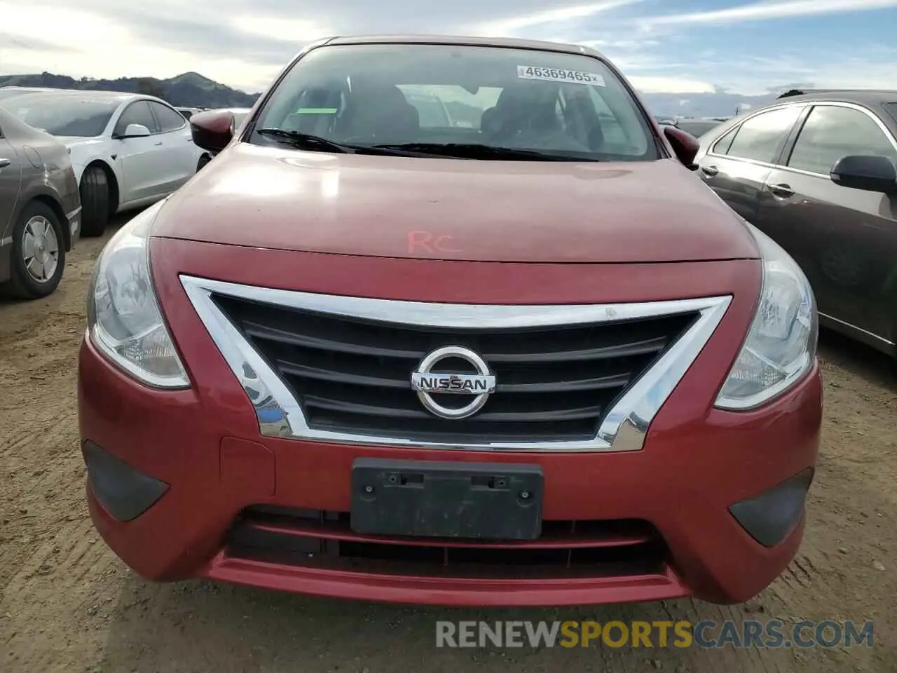 5 Photograph of a damaged car 3N1CN7AP8KL878822 NISSAN VERSA 2019
